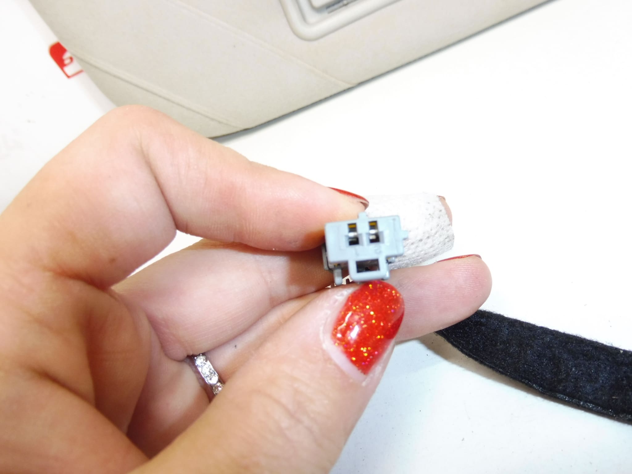 Pare-soleil droit Peugeot 307 CC 8143HH – Image 2