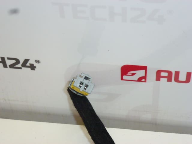 Pare-soleil gauche Peugeot 307 CC 8143NC – Image 2