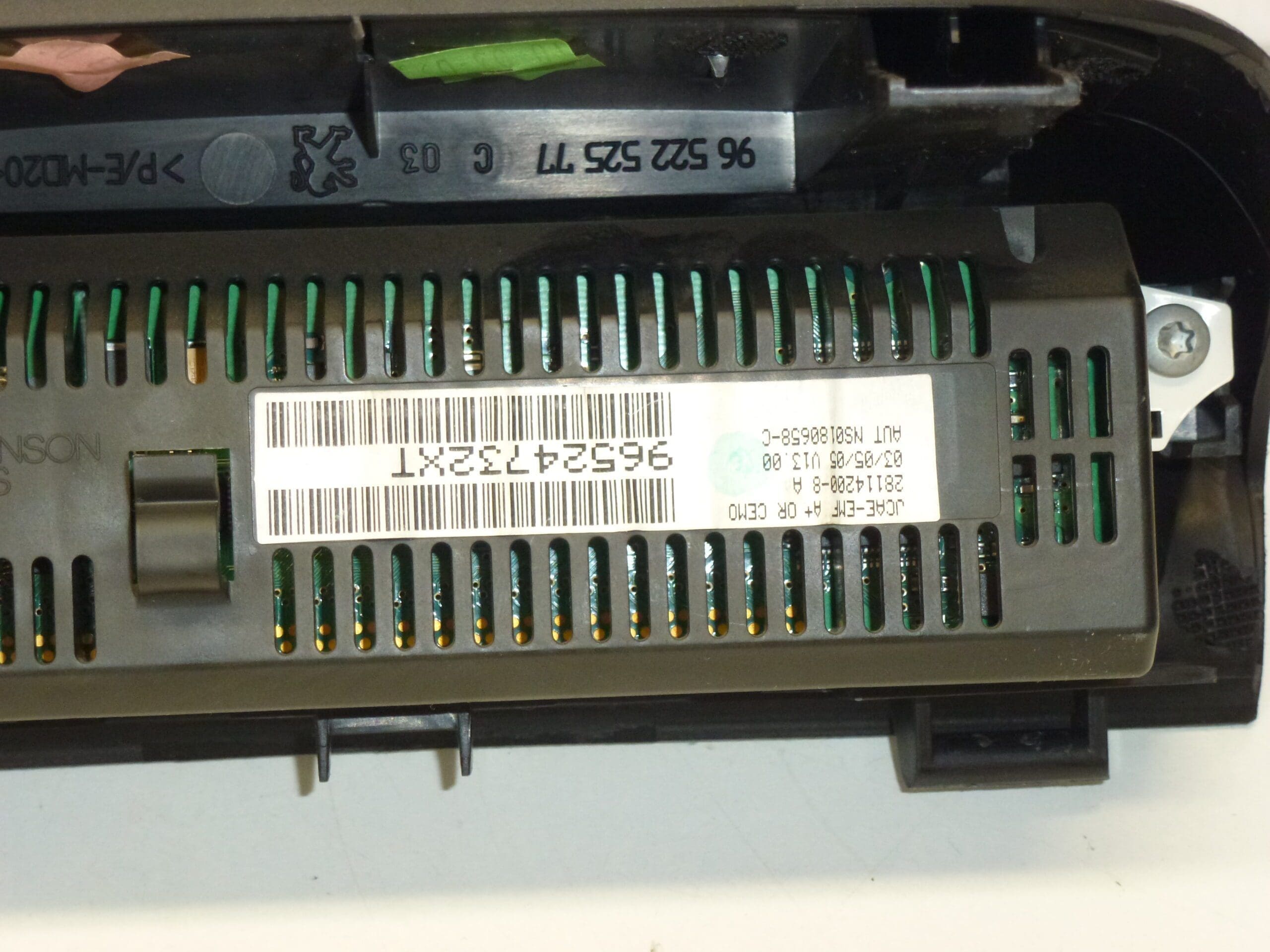 Afficheur radio / ordinateur de bord Peugeot 307 PSA 96524732XT 6155EG – Image 2