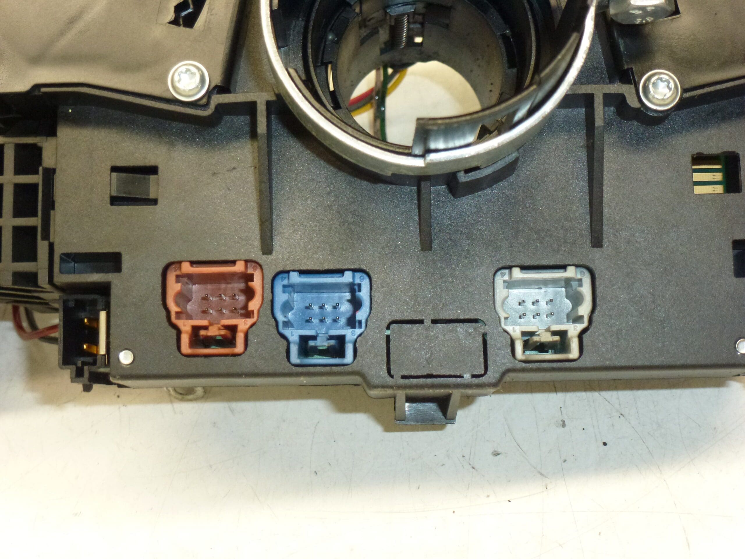 Commande ESP Citroën/Peugeot 96611303XT 6242S6 – Image 2