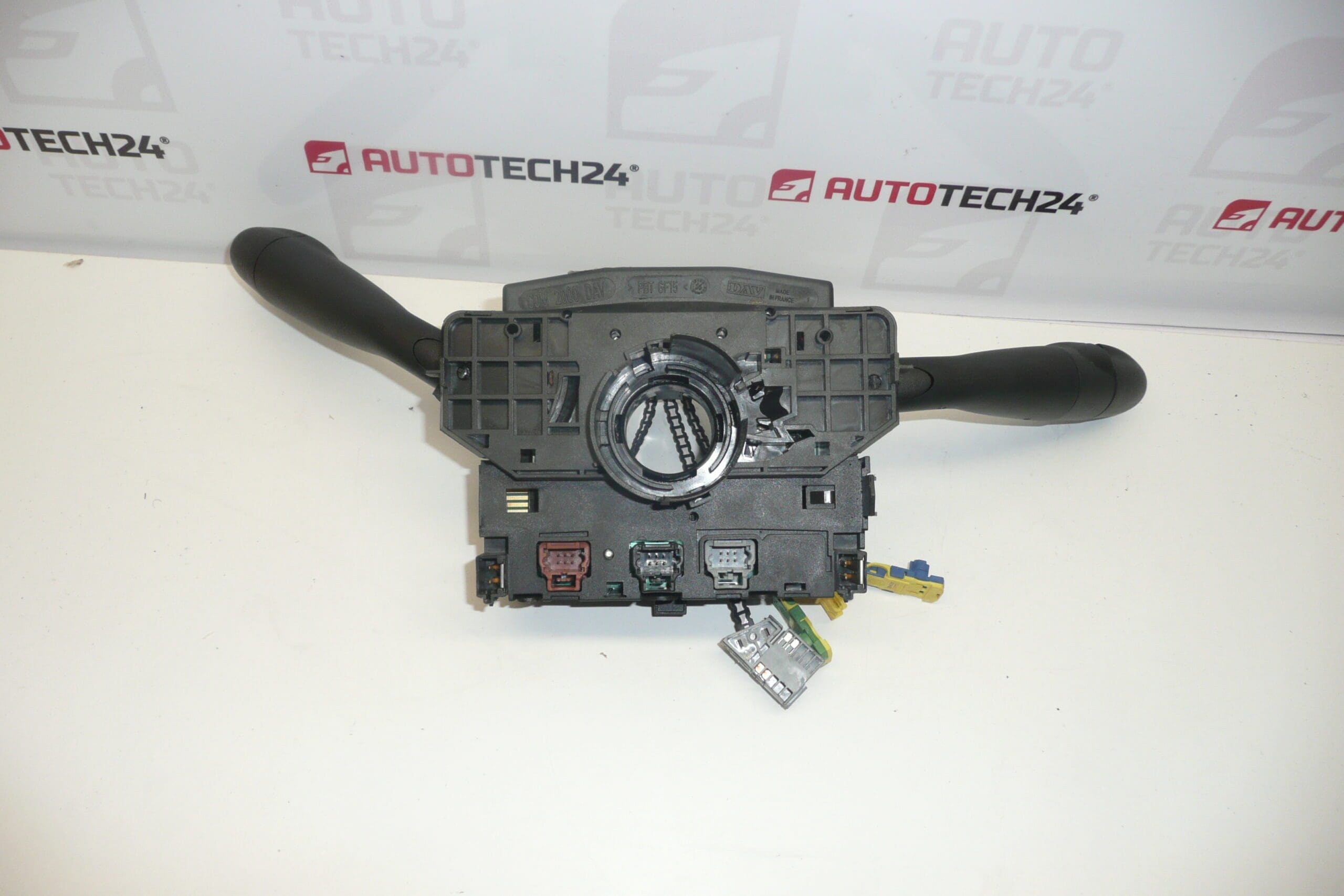 Commandes Peugeot 206 307 96466658XT 6239L5 – Image 2