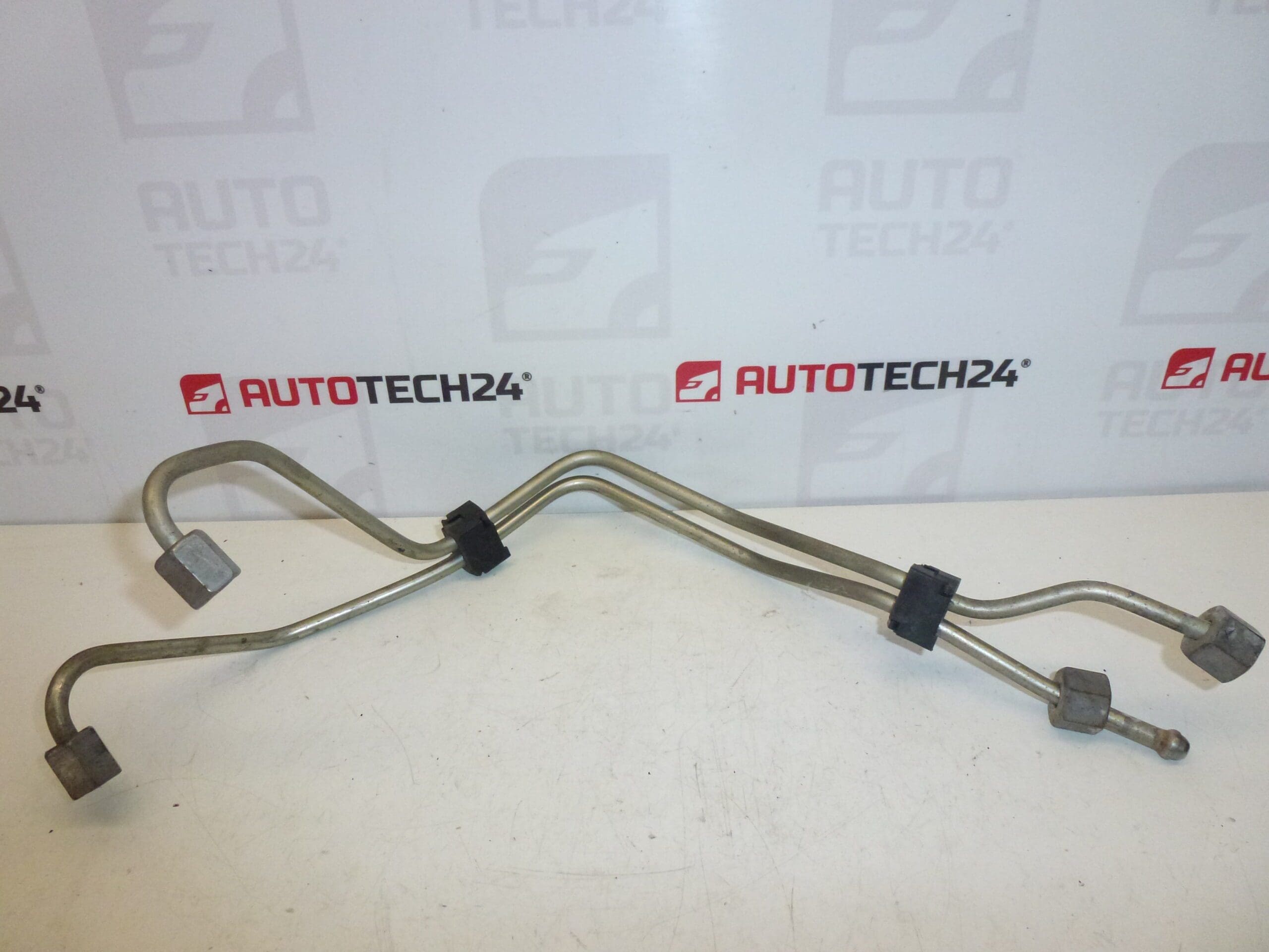 Rail d'injection Citroën Peugeot 1570G5 – Image 2