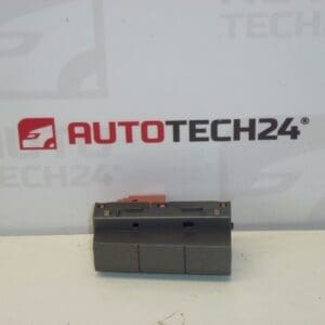 Plaque d'obturation Citroën C5 II 96470291YW