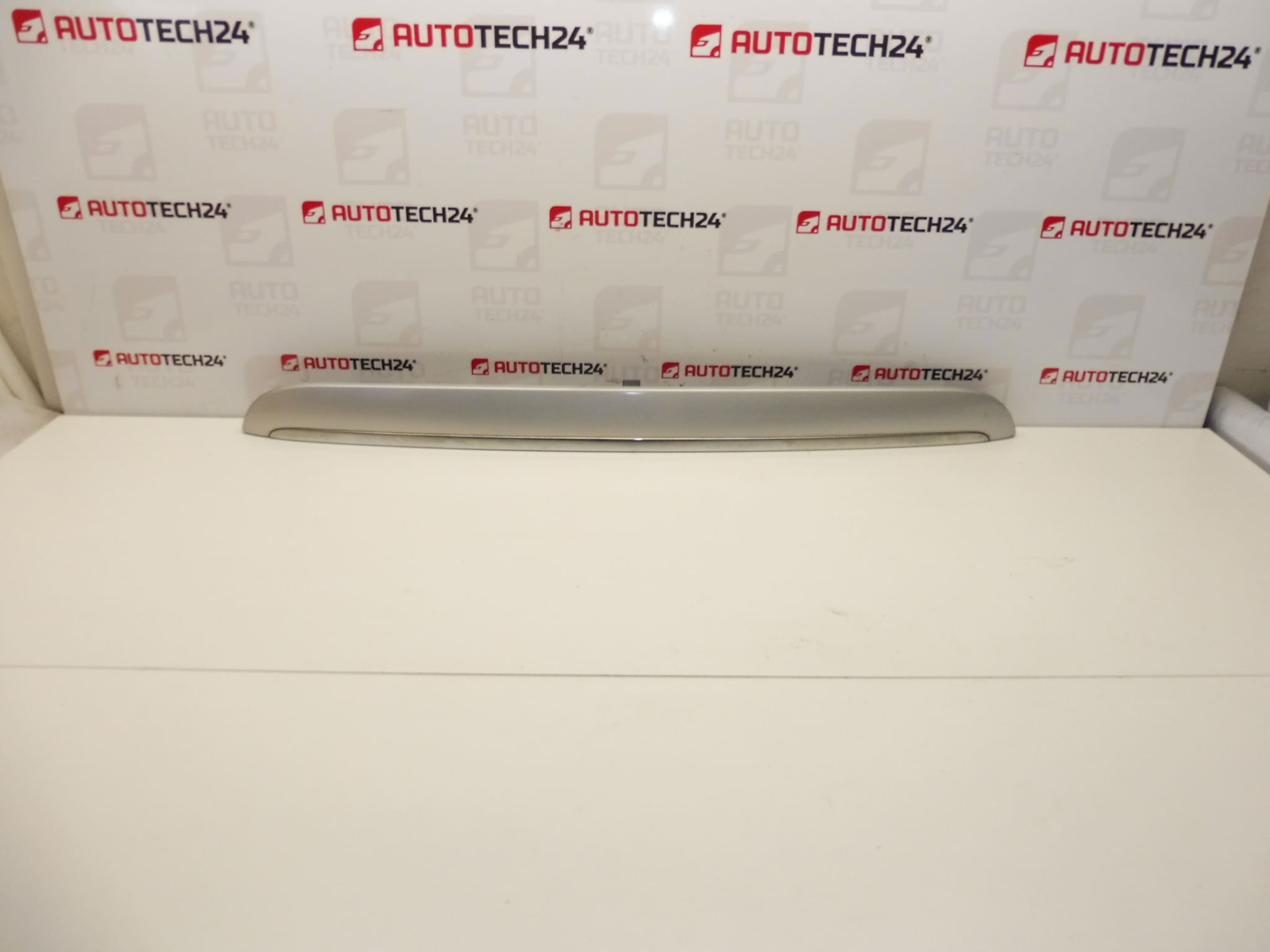 Poignée Citroën Xsara Picasso EZRC 9657477777 8742K8