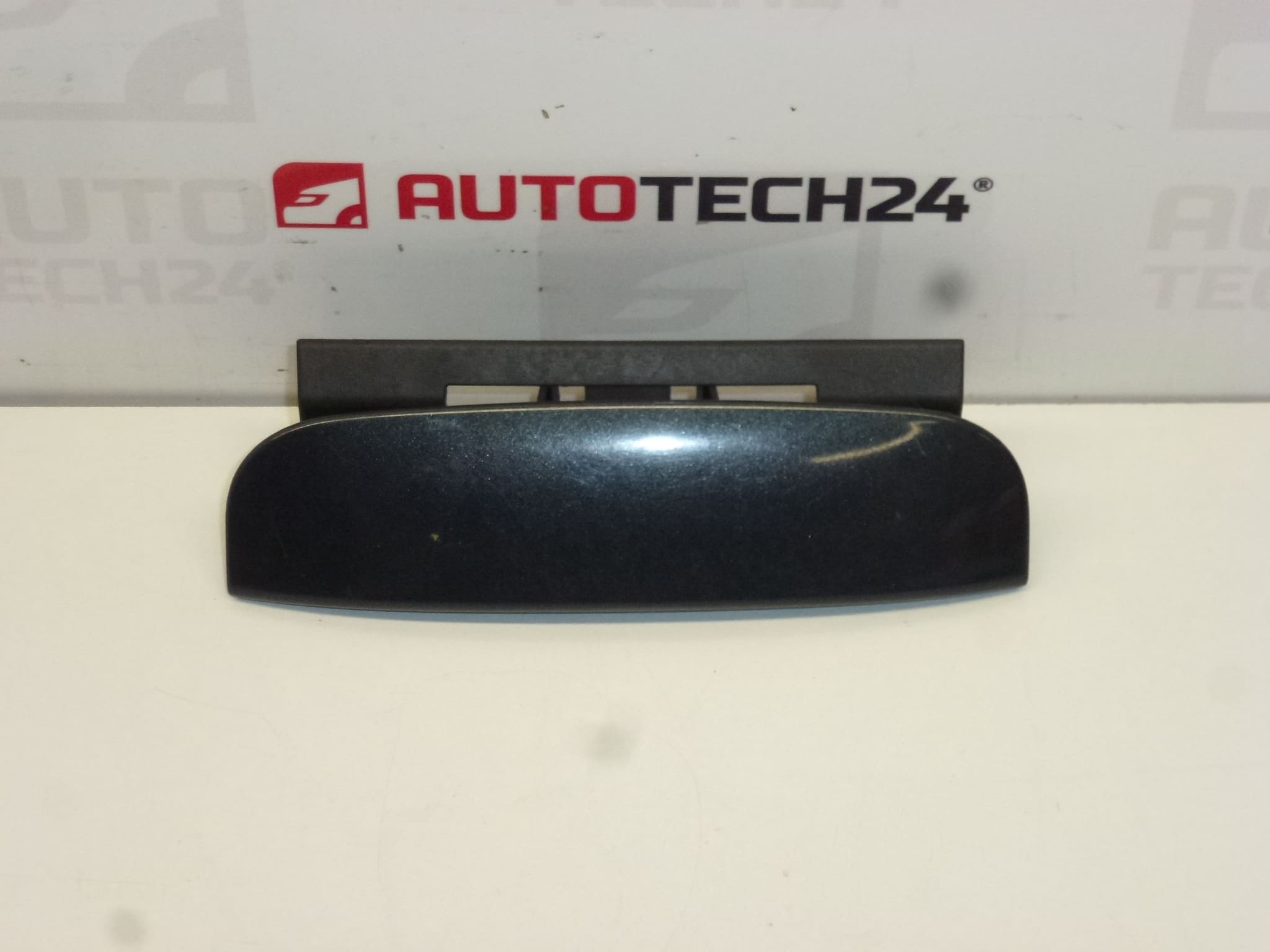 Poignée de hayon gris métallisé EYPC Citroën C4 C5 II 9649858777 8726Q8