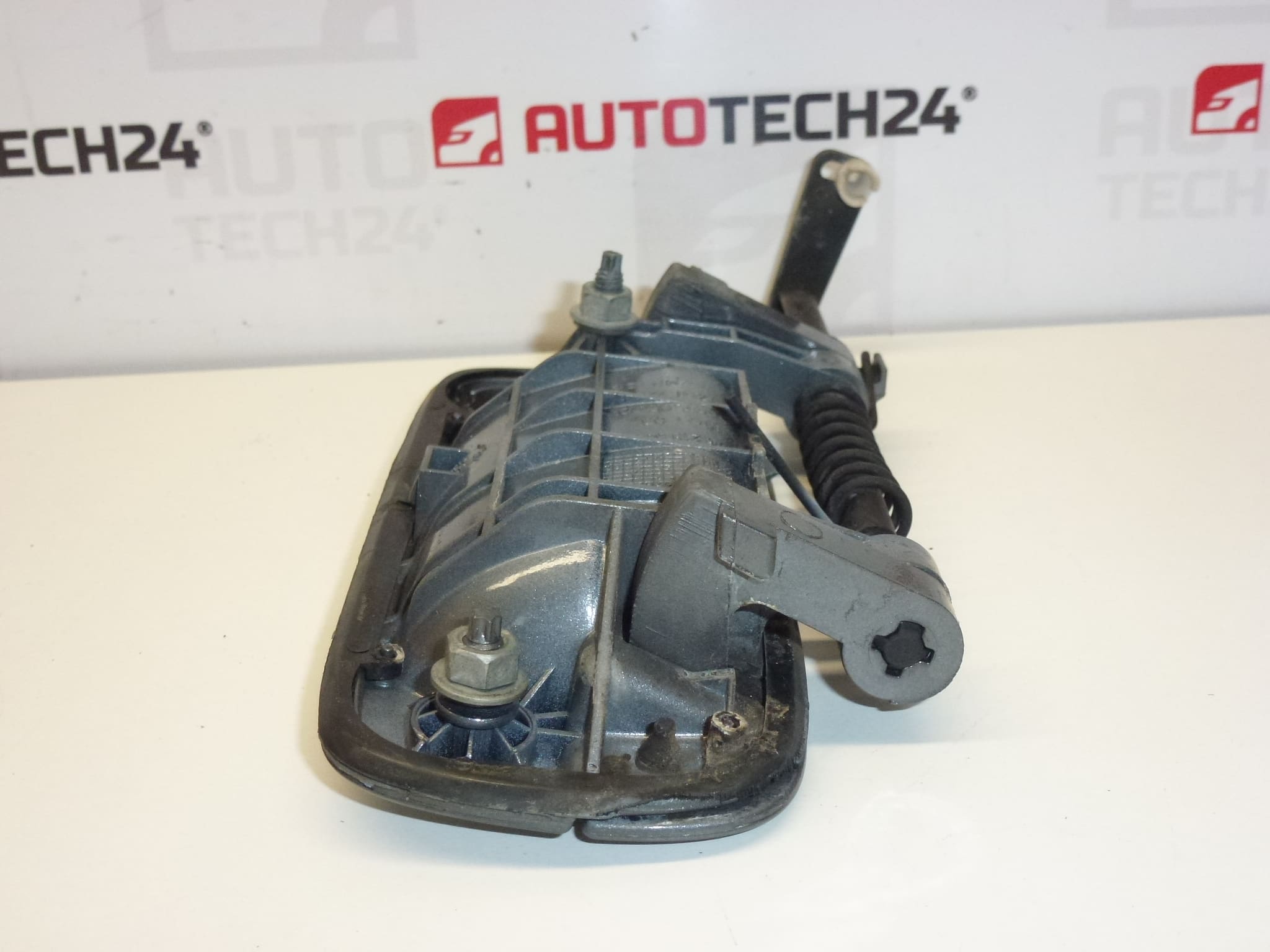 Poignée de porte avant gauche pour Peugeot PSA 9101H2 – Image 2