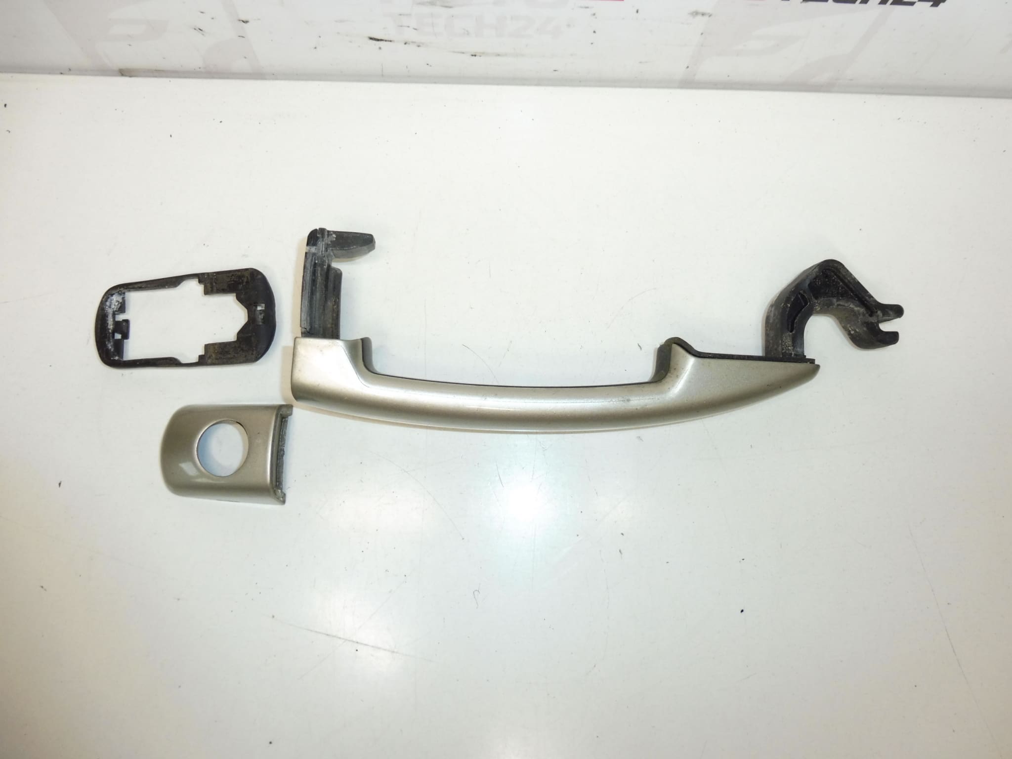 Poignée de porte grise pour Citroën et Peugeot ETSC9101GF – Image 2