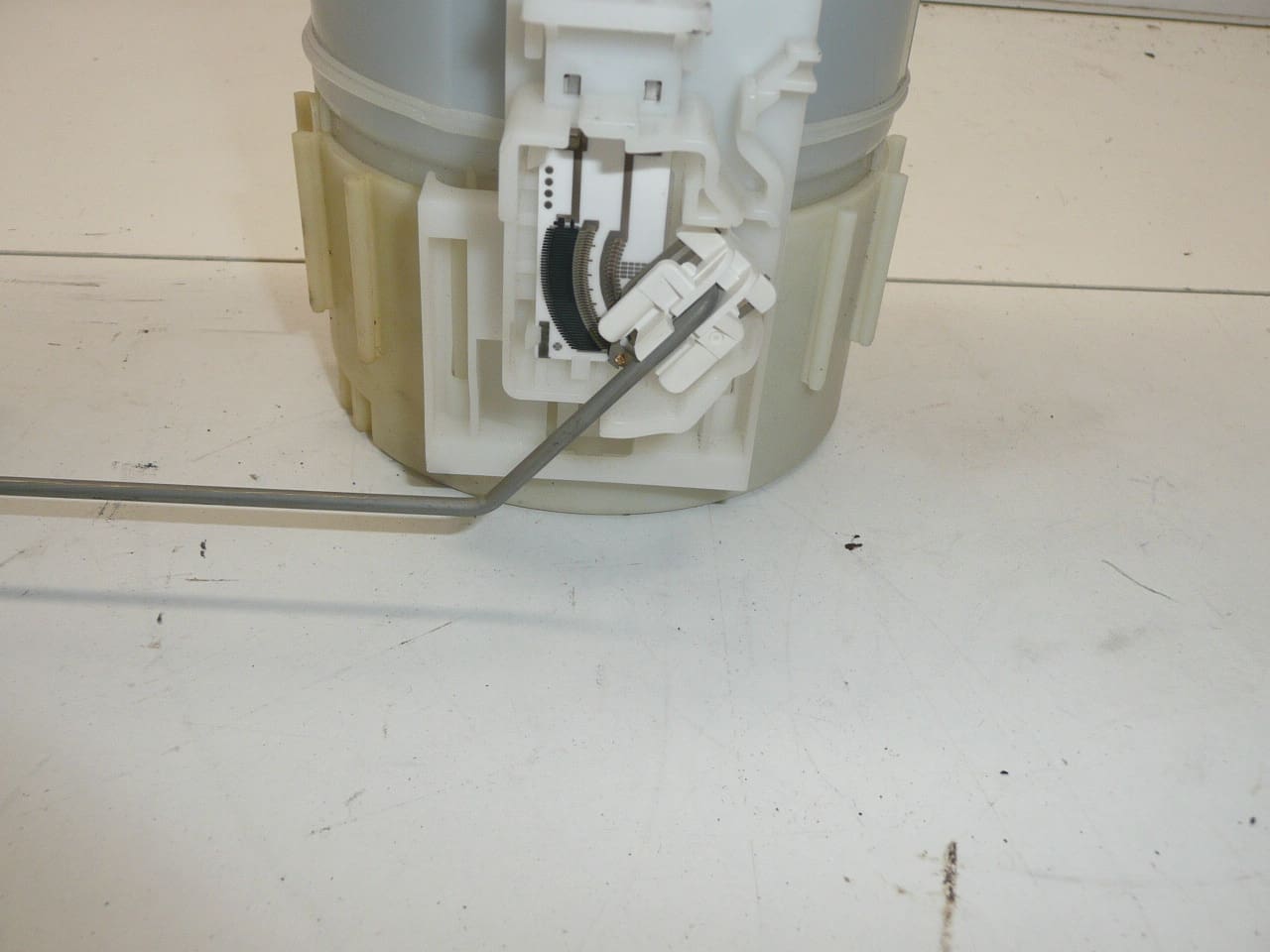 Pompe à carburant Citroën Peugeot 77020-0H010 1507A1 – Image 2