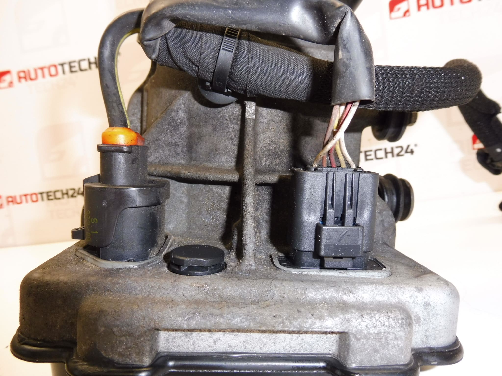 Pompe de direction assistée électrique TRW d'occasion pour Peugeot 308 - 9671691980 / 400847 – Image 2