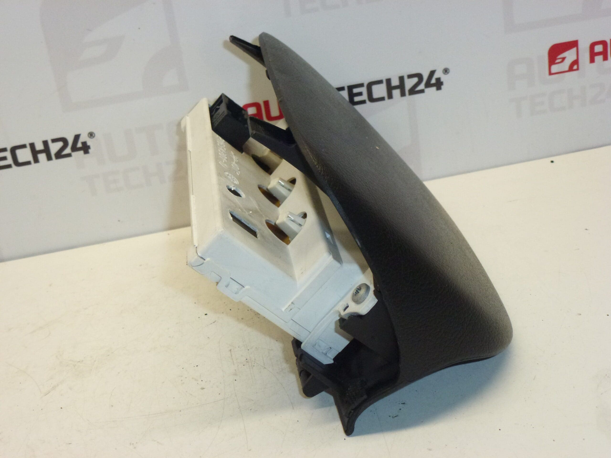 Afficheur pour Peugeot 307 (9652809977) avec compteur – Image 2