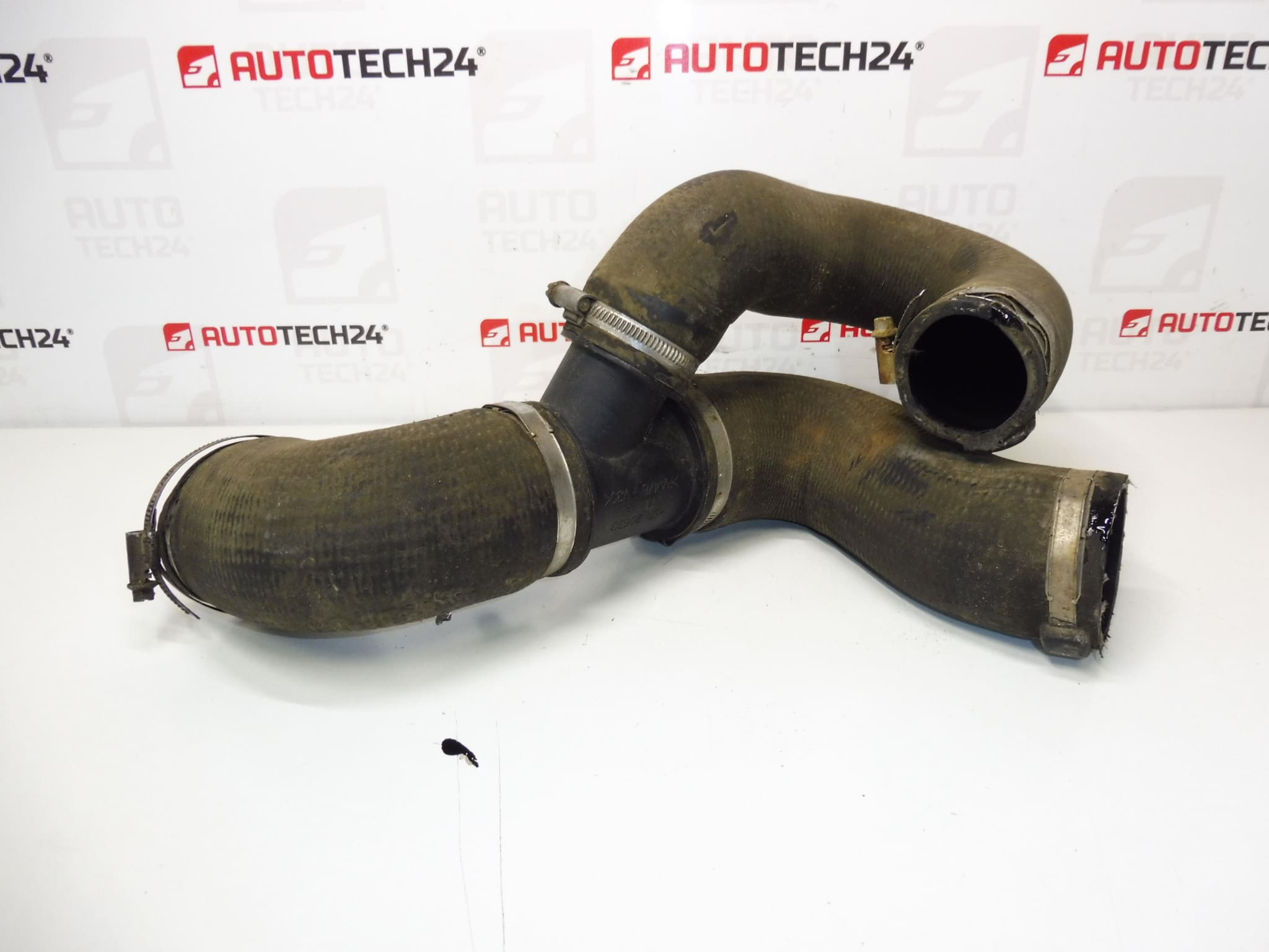 Raccord d'air pour échangeur Citroën/Peugeot 2.2 HDi 9651138780 0382EV – Image 2