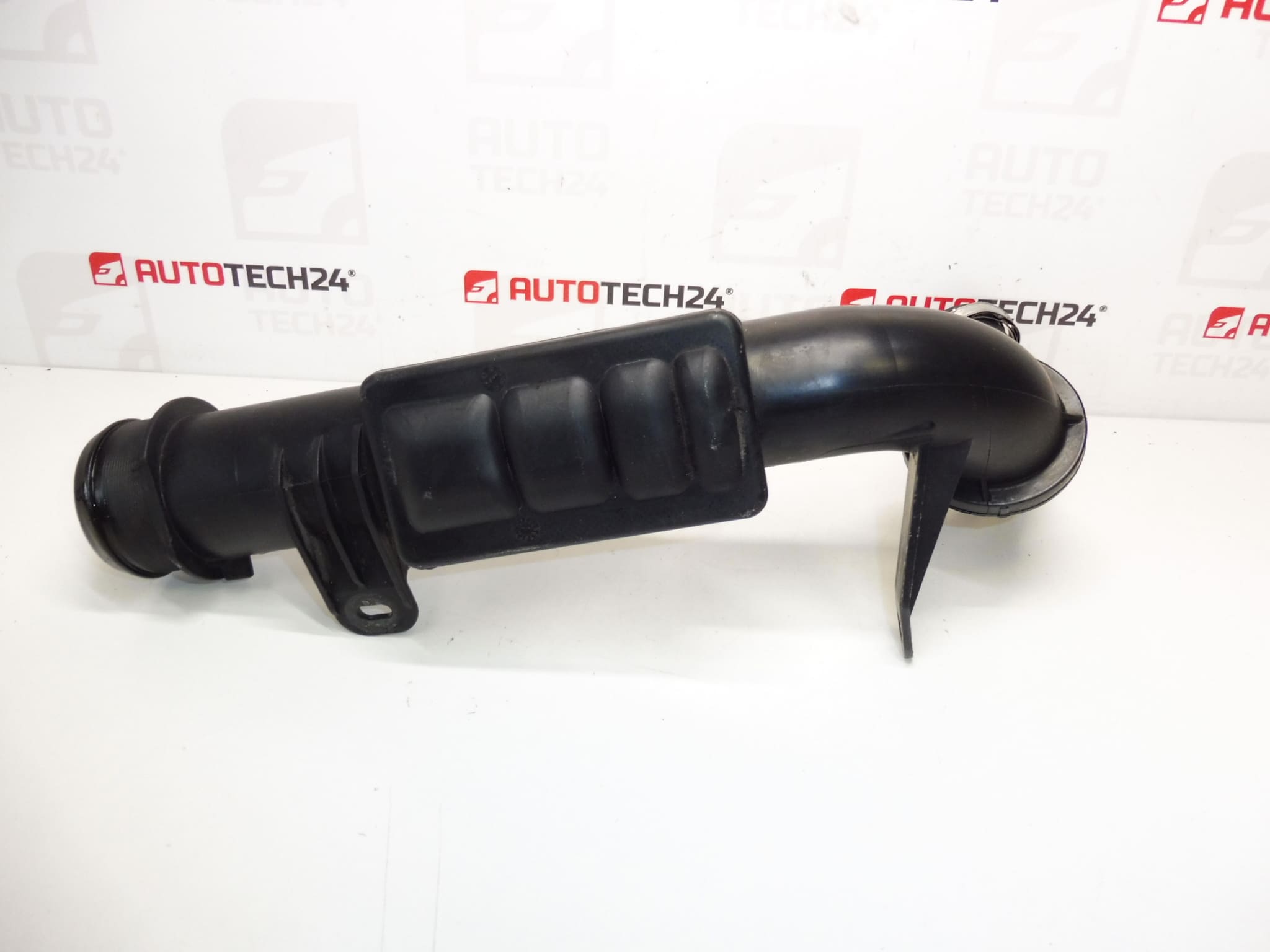 Raccord d'air turbo pour Citroën/Peugeot 2.0 HDi 0382HE – Image 2