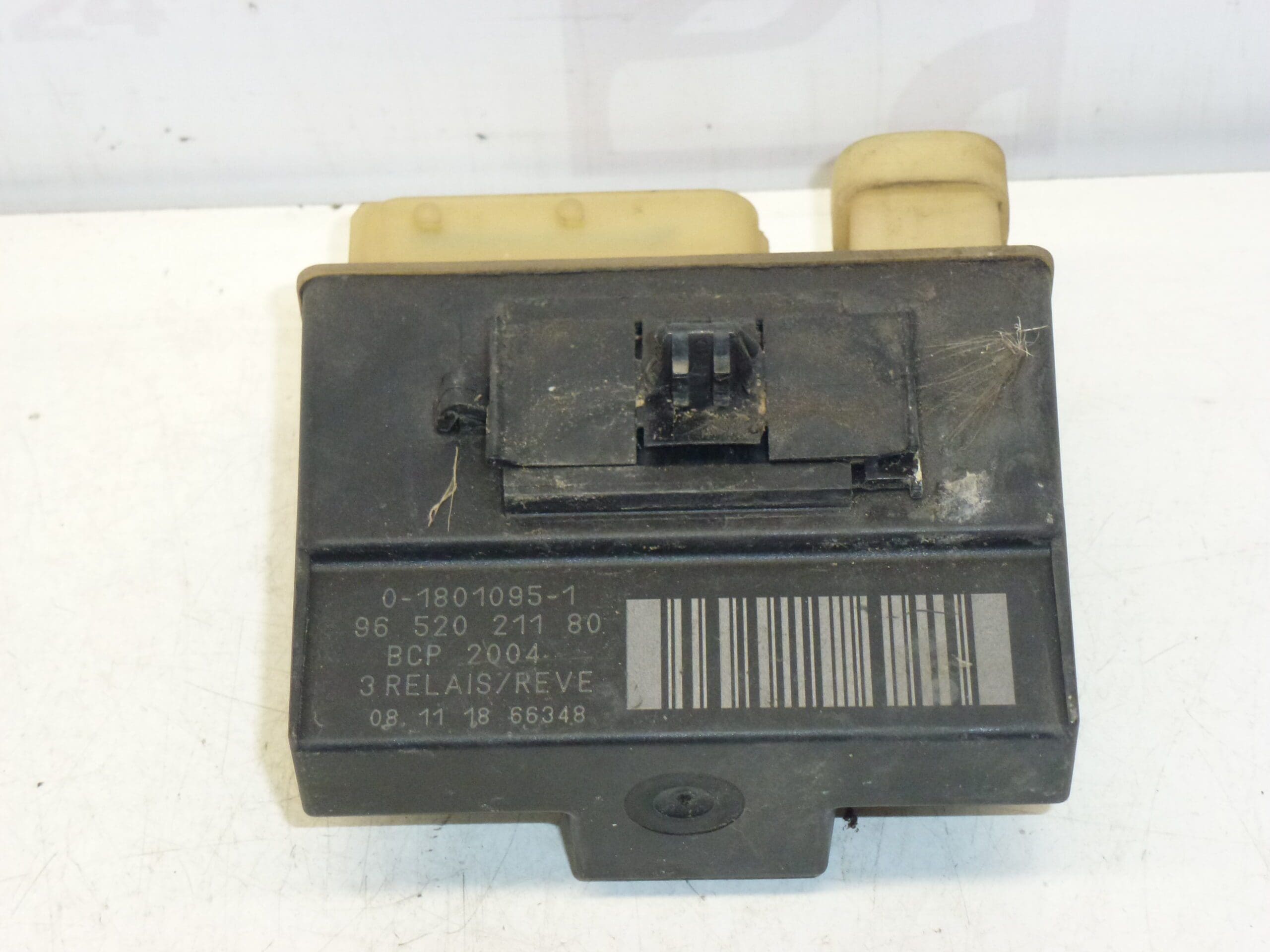 Relais De Refroidissement À Trois Voies Citroën Peugeot 9652021180 6500EJ – Image 2