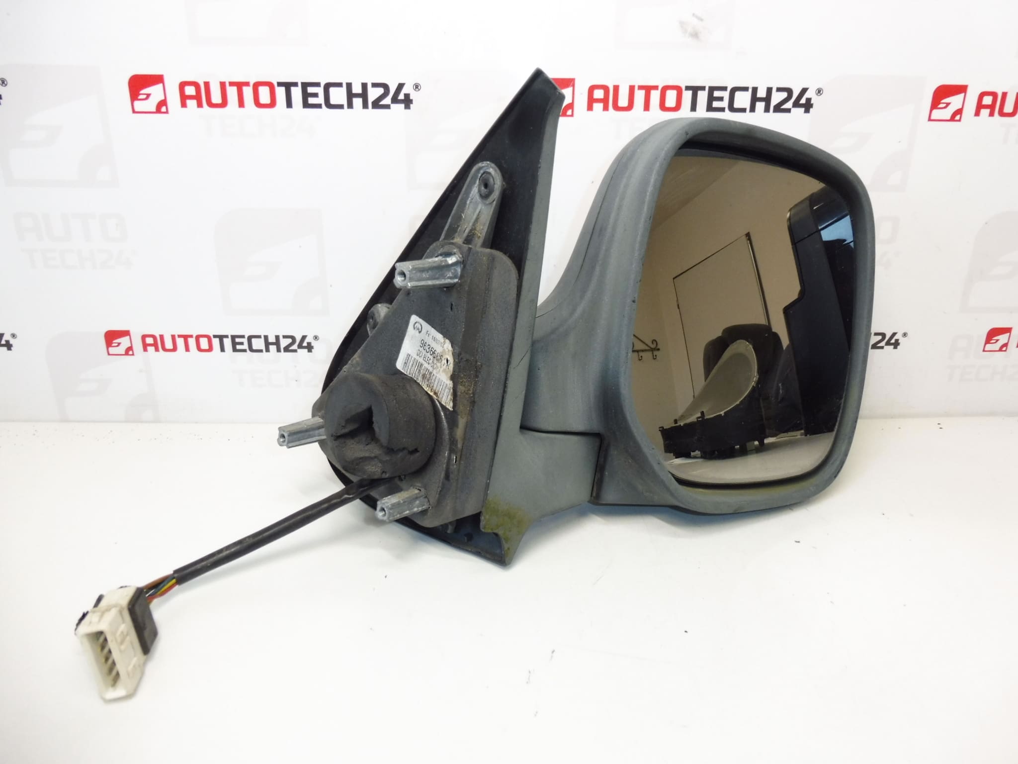 Rétroviseur Droit Électrique Pour Citroën Berlingo II 96366861XT 8153JN KDDC – Image 2