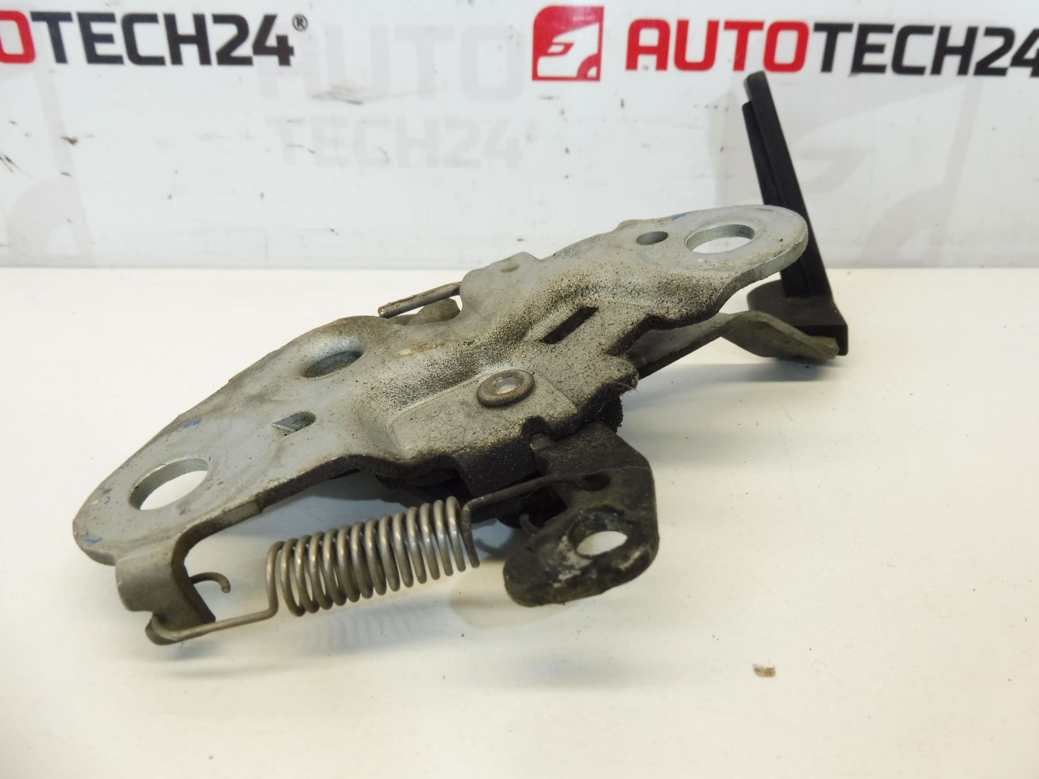 Serrure de capot pour Citroën C3 (2005) - 793482 – Image 2