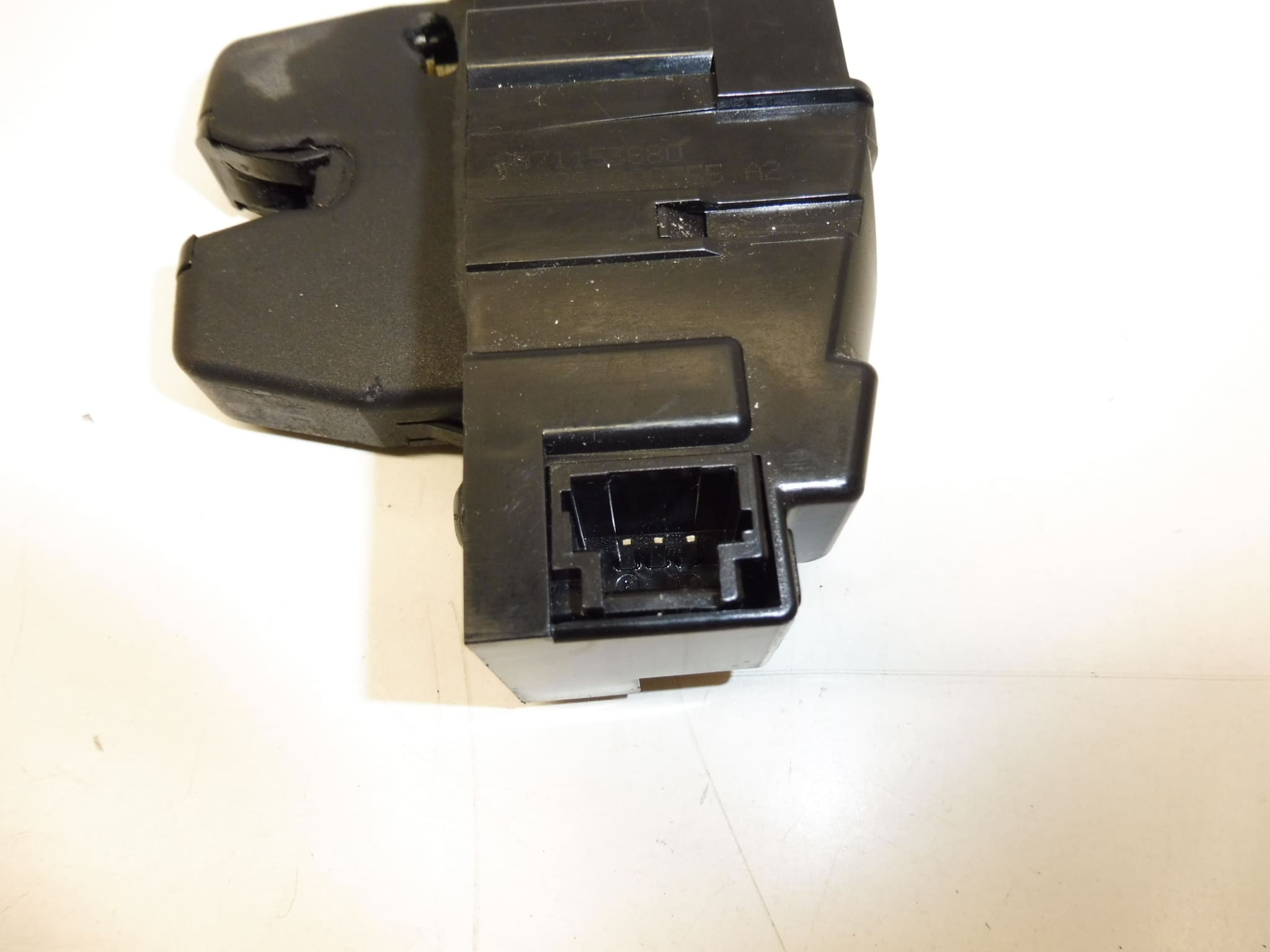 Serrure électrique de porte arrière Citroën / Peugeot 9671153680 9660403880 – Image 2