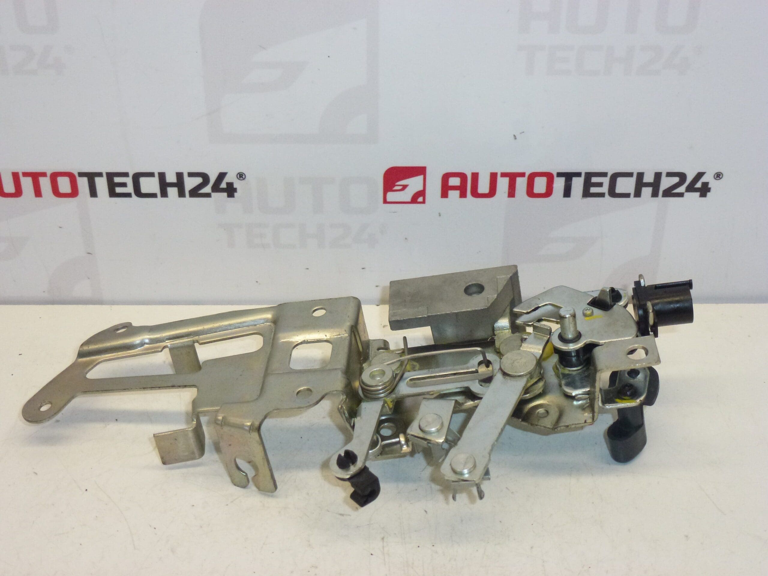 Serrure électrique pour porte arrière droite Citroën/Peugeot 9138H2 – Image 2