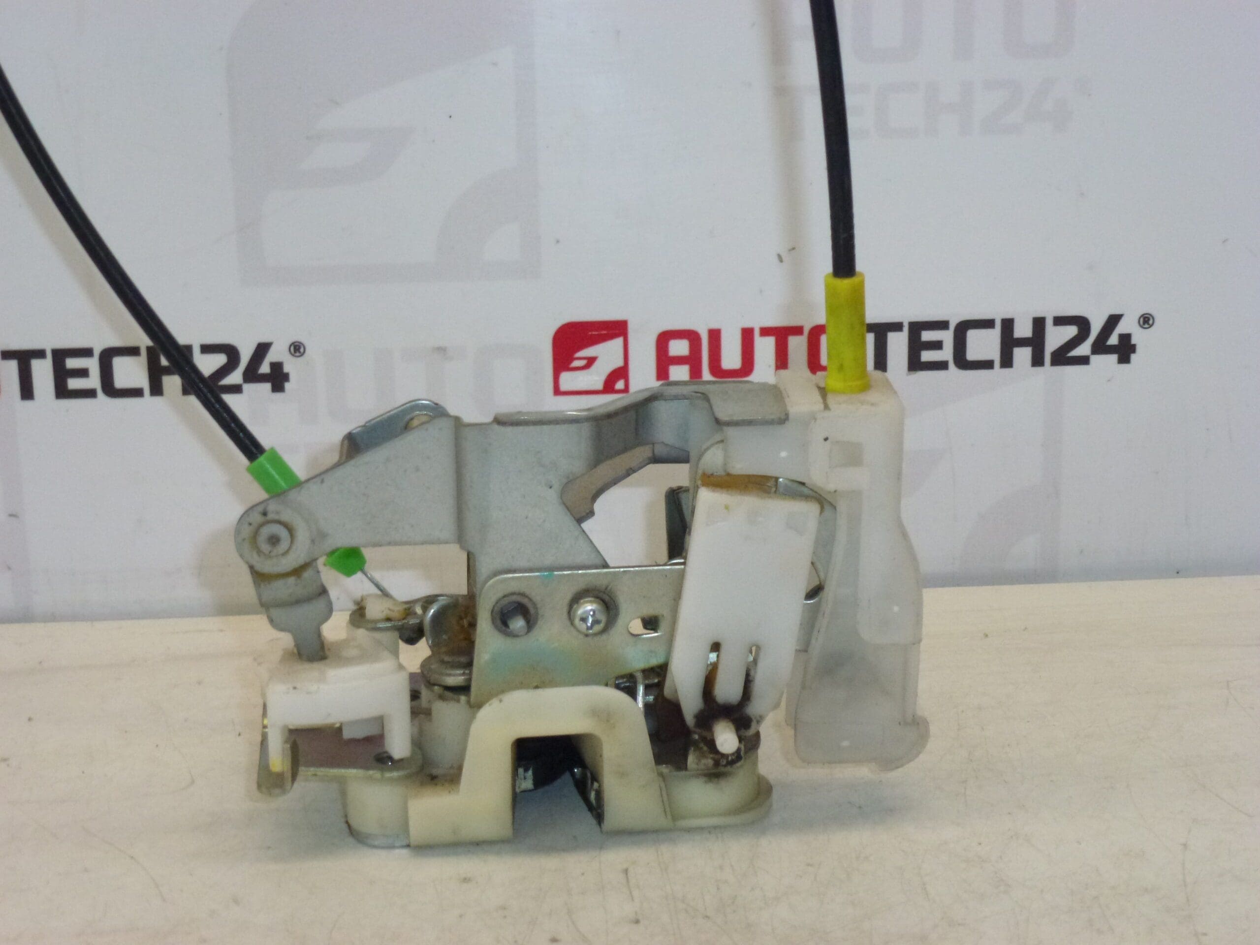 Verrou de Porte Arrière Droite Citroën C1 Peugeot 107 9138G4 – Image 2