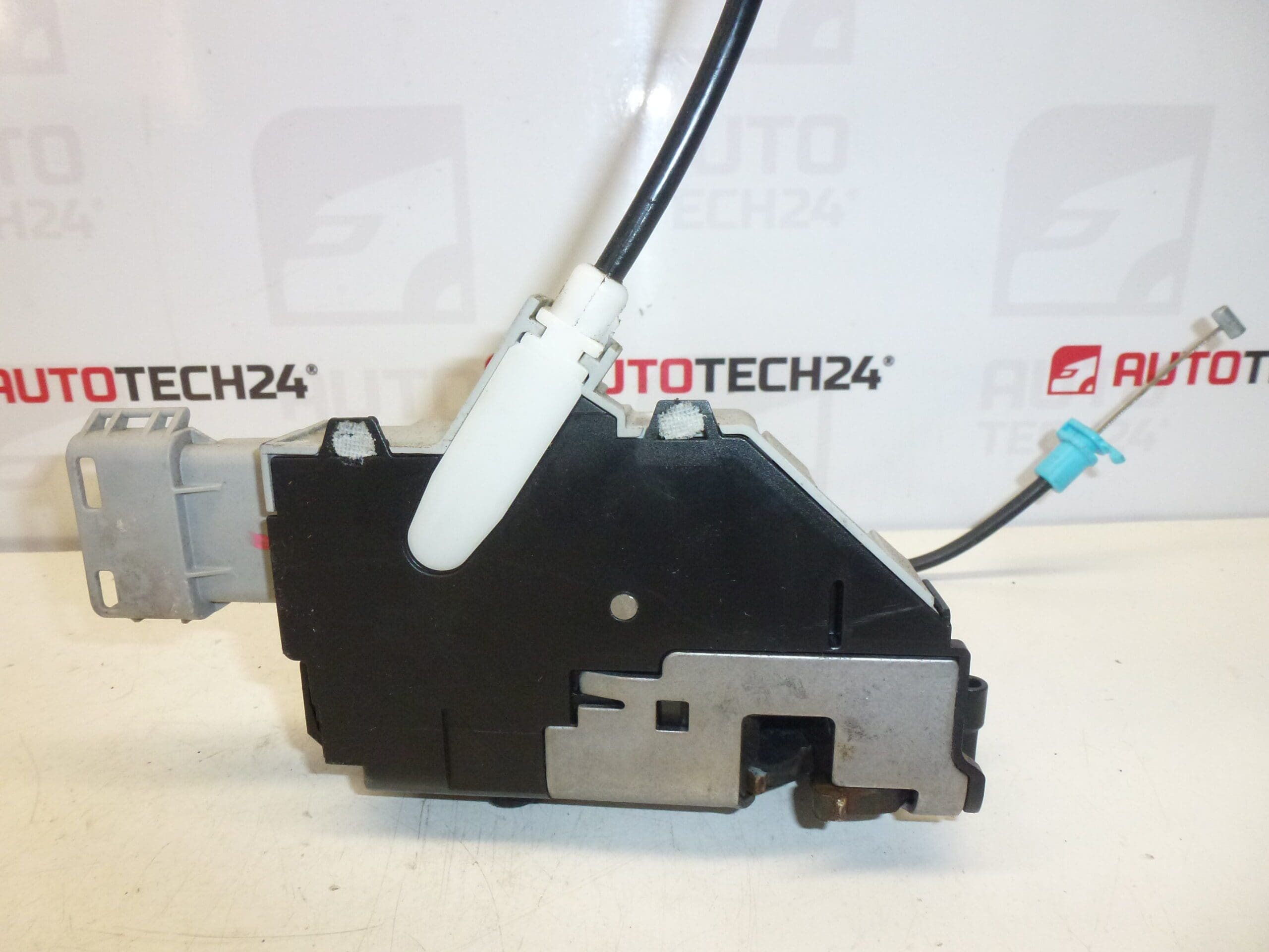 Serrure de porte arrière droite électrique Citroën C4 5 portes 9681337080 9138N5 – Image 2