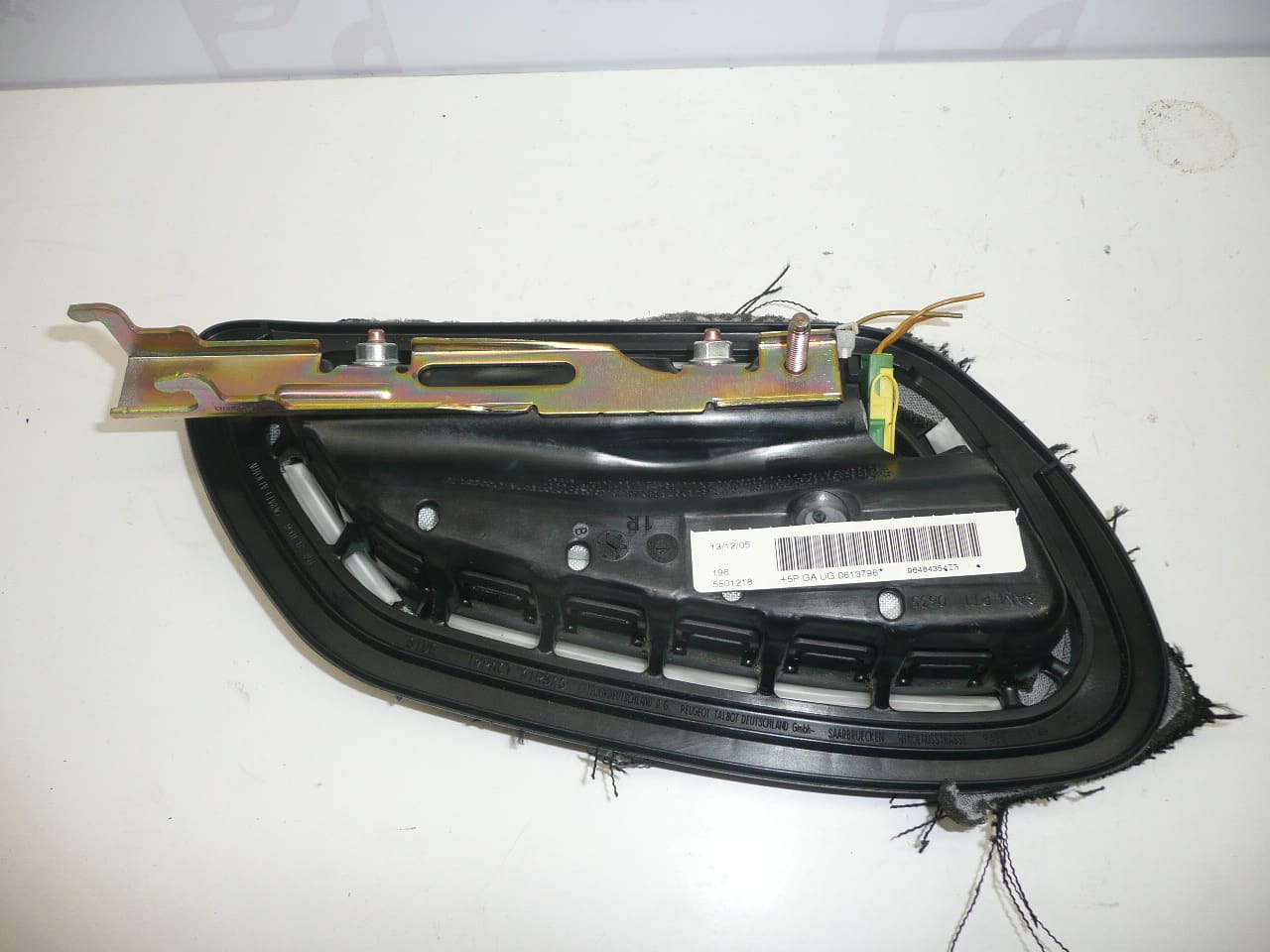 Airbag de siège droit pour Peugeot 206 96484354ZR 8216AA – Image 2