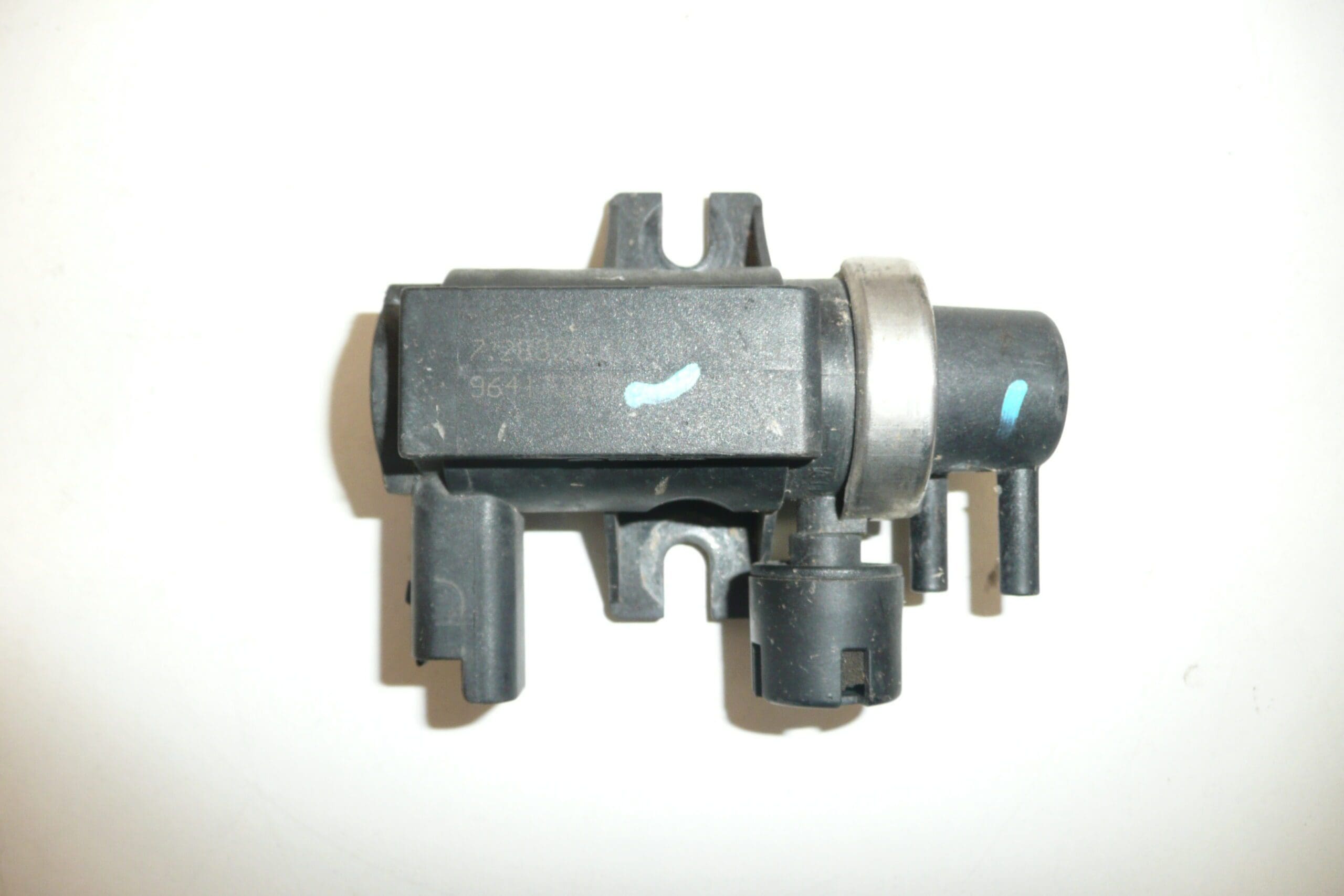 Vanne de dépression Pierburg 7.28328.00 – Image 2