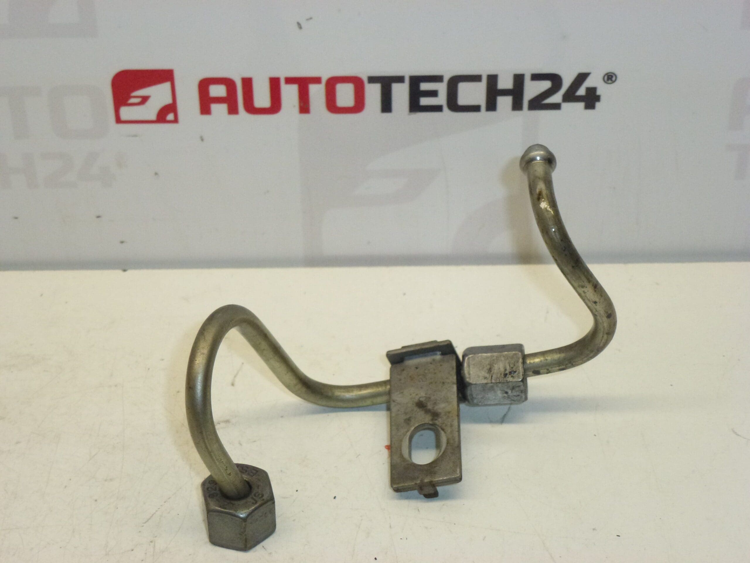 Tube de sortie du rail d'injection Peugeot/Citroën 1570H5 – Image 2