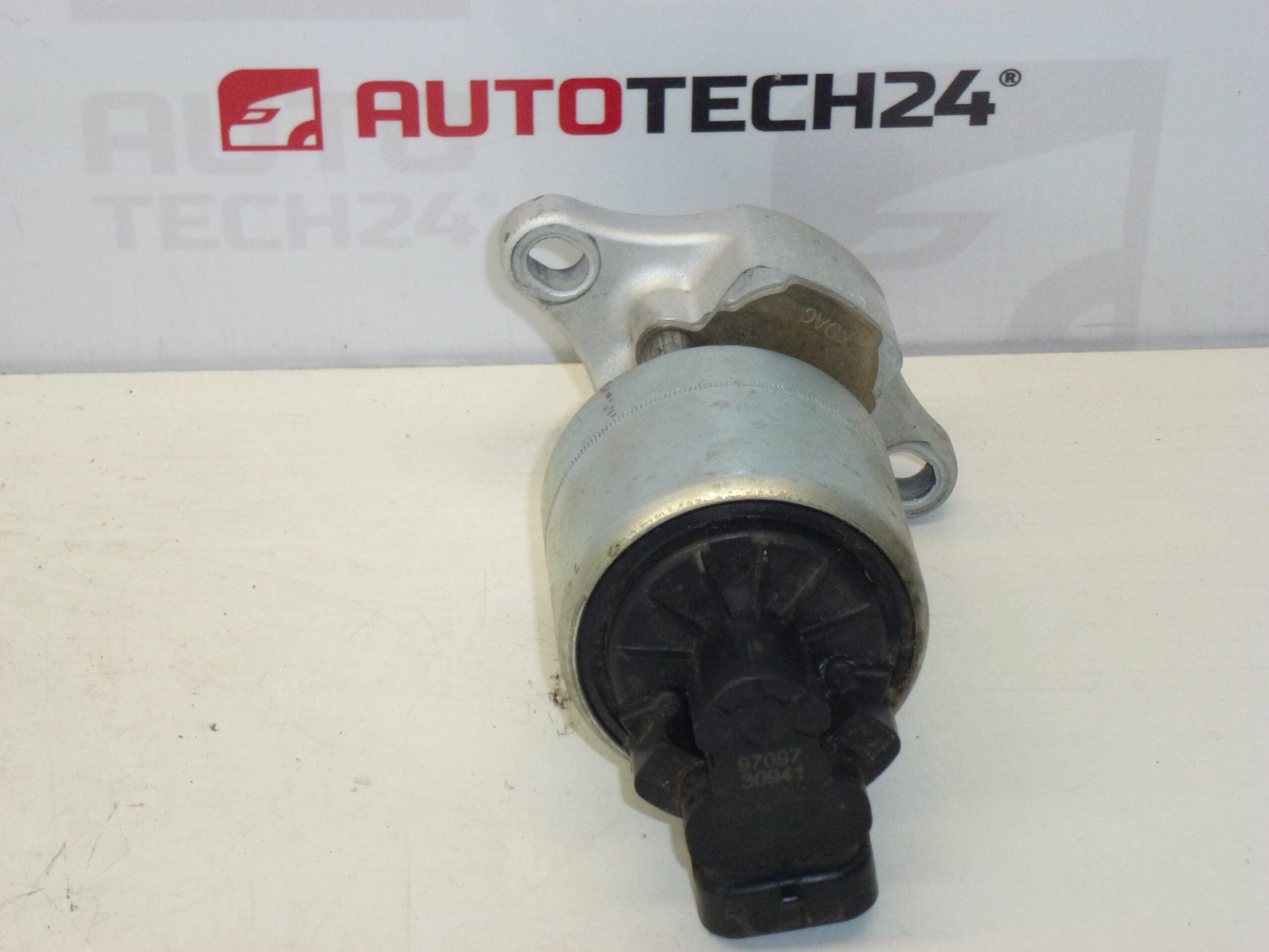 Soupape EGR 1.8 16V Citroën Peugeot 1928JF – Image 2