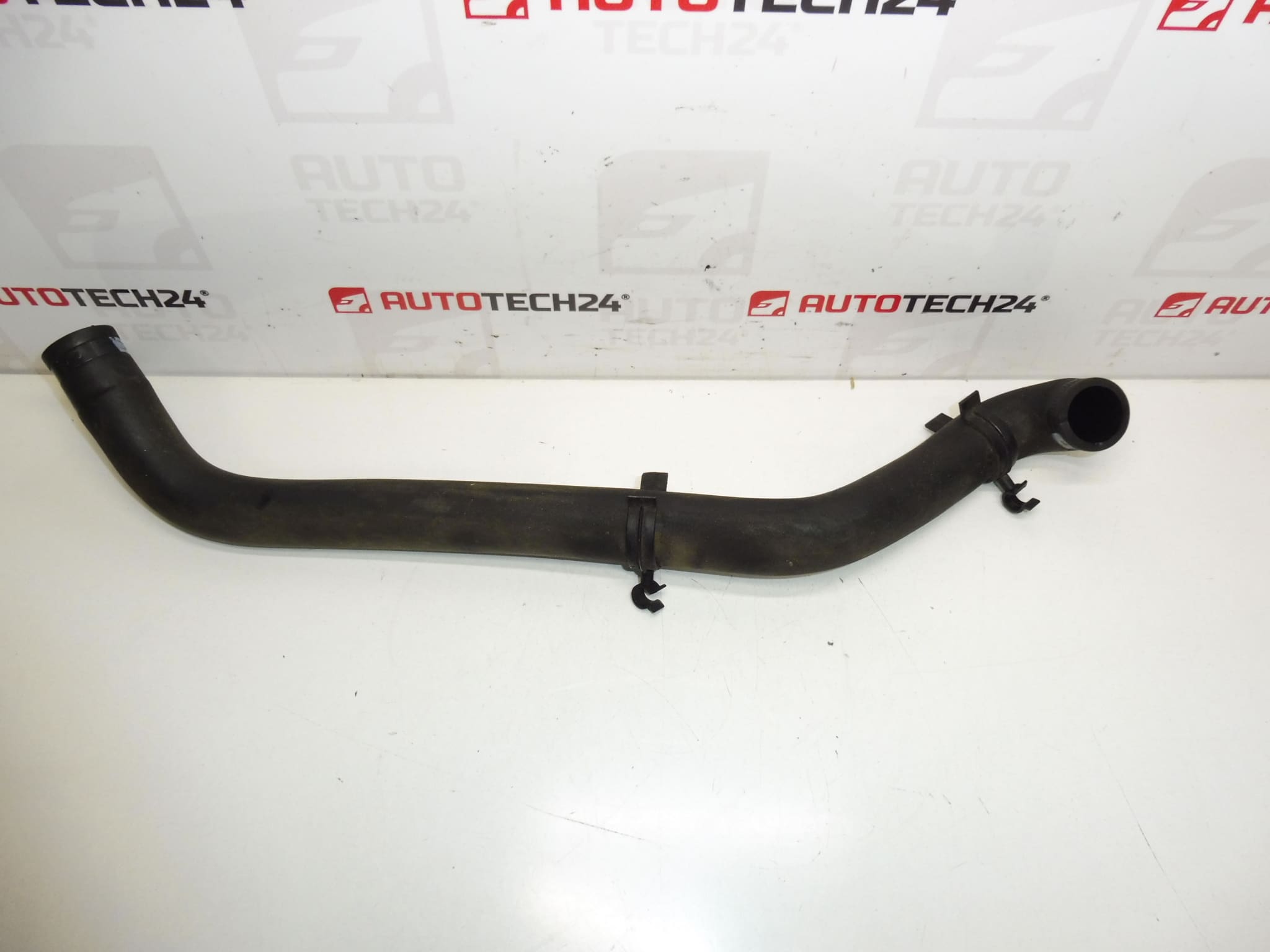 Raccord de durite de ventilation du carter (vapeurs d'huile) Citroën/Peugeot 2.2 HDi 1180K2 – Image 2