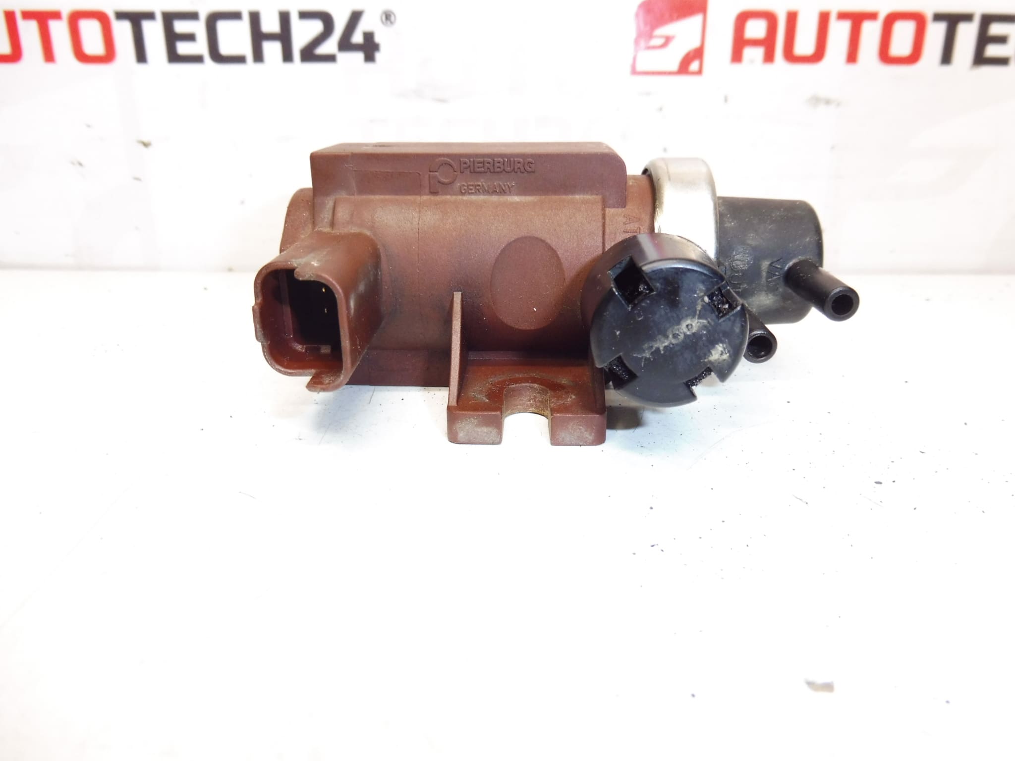 Vanne de dépression Pierburg 7.28328.04 9650098380 pour Citroën – Image 2