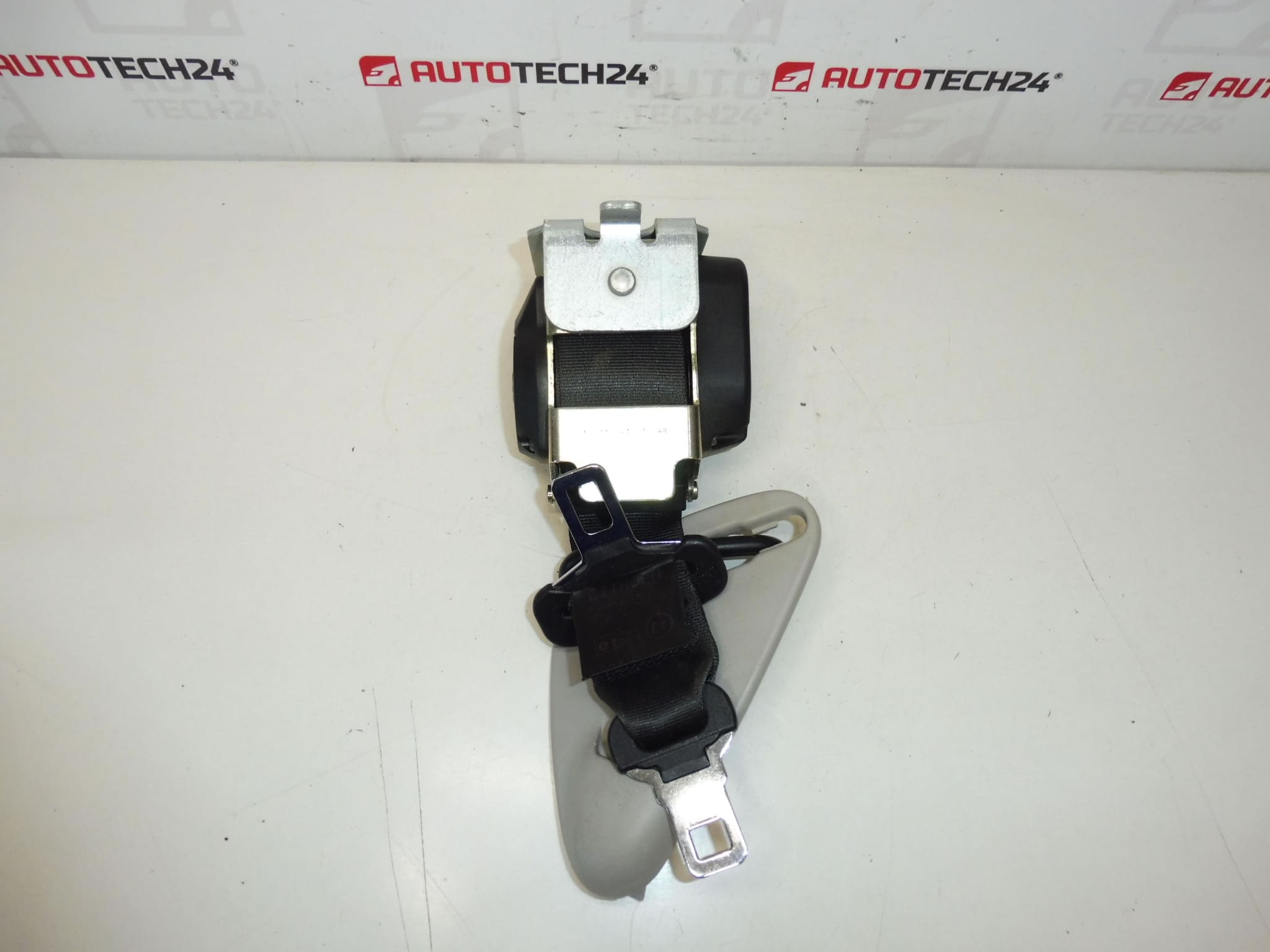 Ceinture De Sécurité Arrière Centrale Citroën Xsara Picasso 96314478XX 8973N5 – Image 2