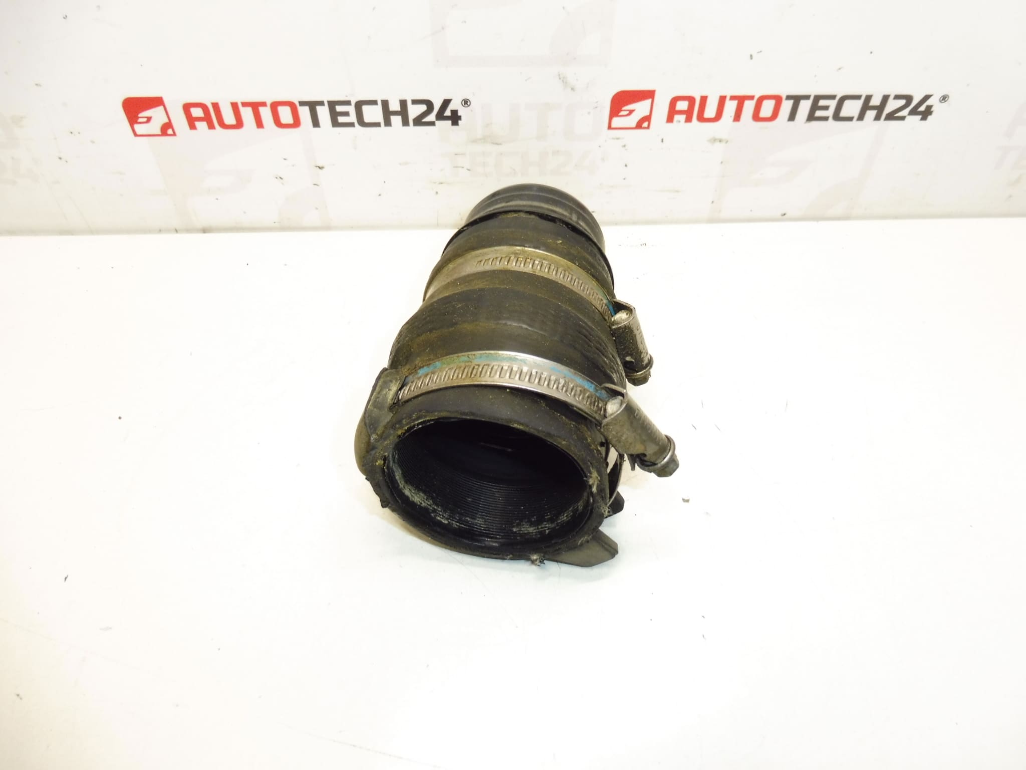 Durite de turbo pour Citroën C8 / Peugeot 807 2.2 HDi 125 kW 0382LH – Image 2