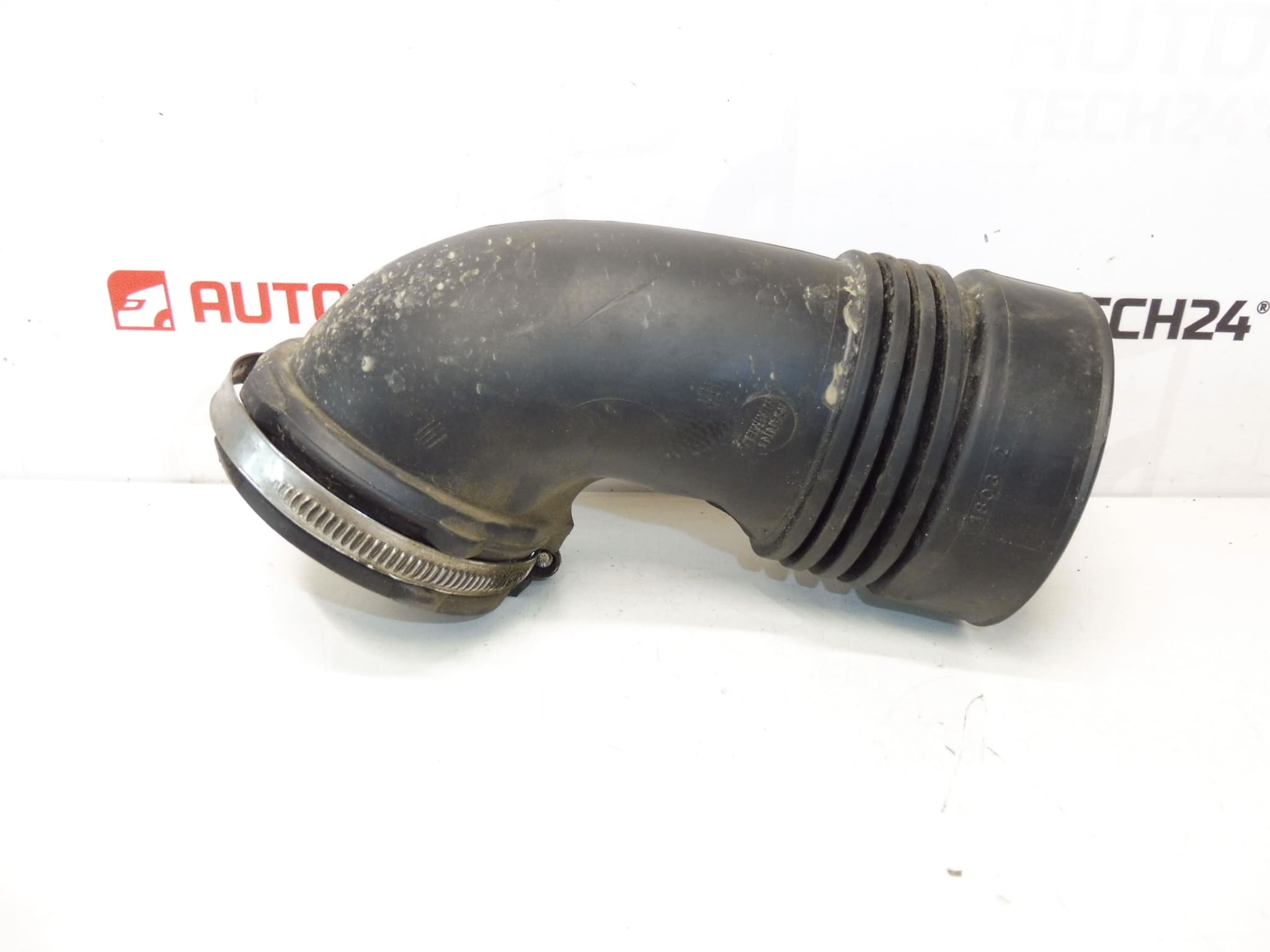 Raccord d'air pour boîtier de filtre à air 1.4 VTi 70 kW 8FS Citroën/Peugeot V756361880 1436J7 – Image 2