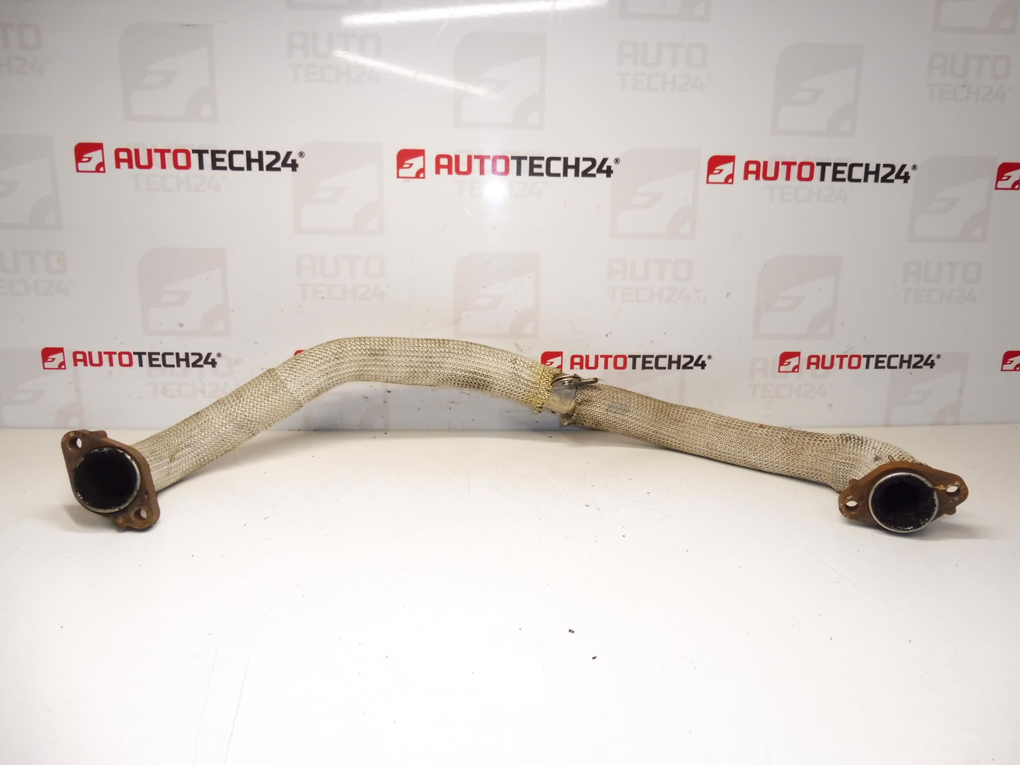 Tuyau de recirculation des gaz d'échappement pour Peugeot/Citroën 2.2 HDi 125 kW 9661897380 1618T4 – Image 2