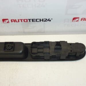 Commande de vitre Peugeot 307 96351622XT 6554E4