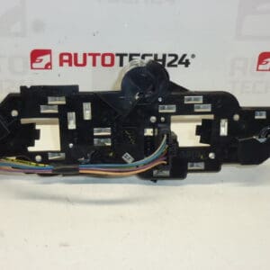 Douille pour feu arrière gauche avec un bout de câblage Peugeot 307 6350P3