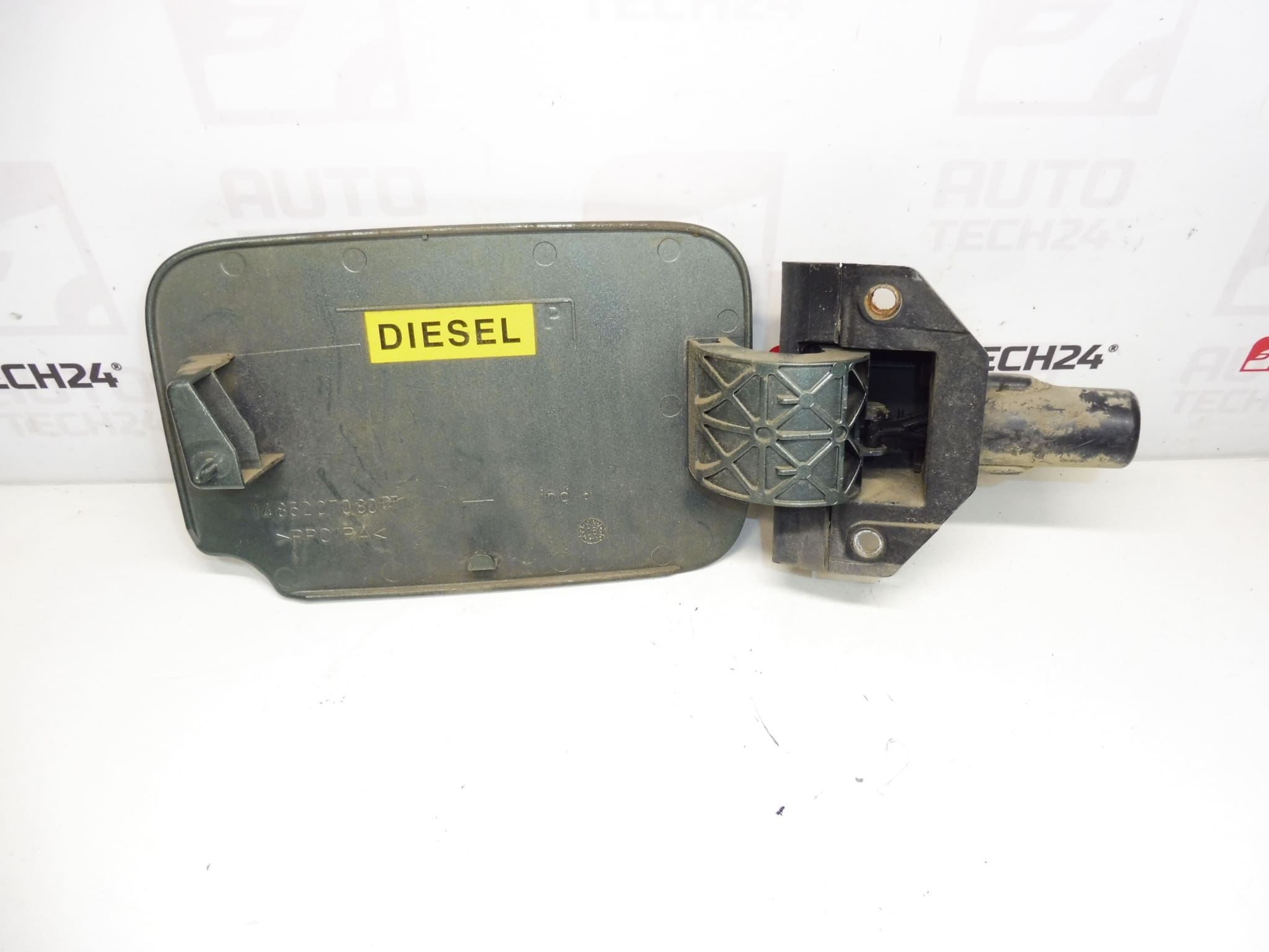 Cache de bouchon de réservoir pour Peugeot 807 Citroën C8 KGB 1485207080 151790 – Image 2