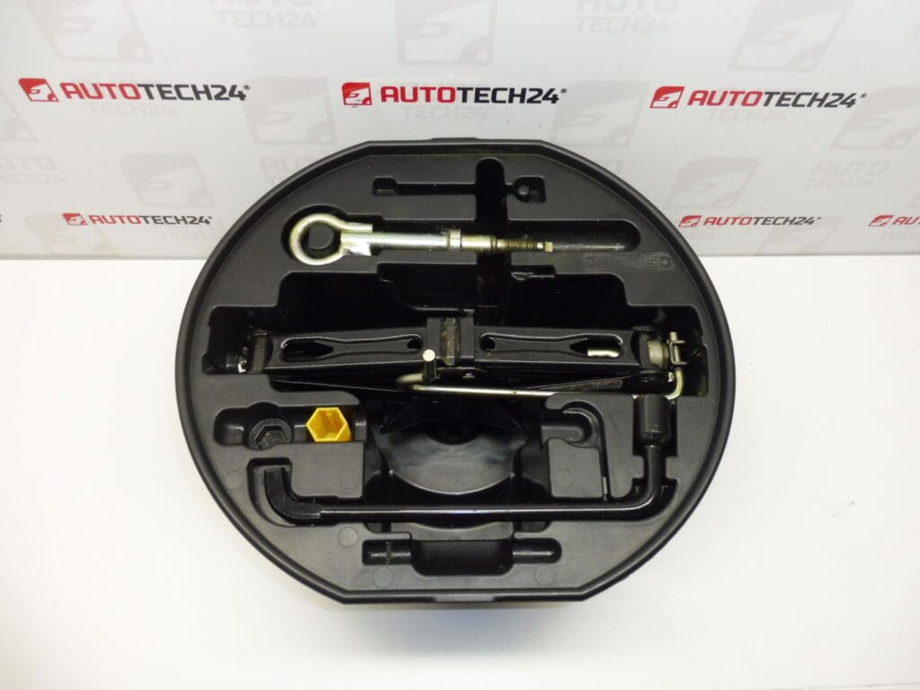 Outil, levier, clé, anneau de remorquage Peugeot 307 673687 672594 671739