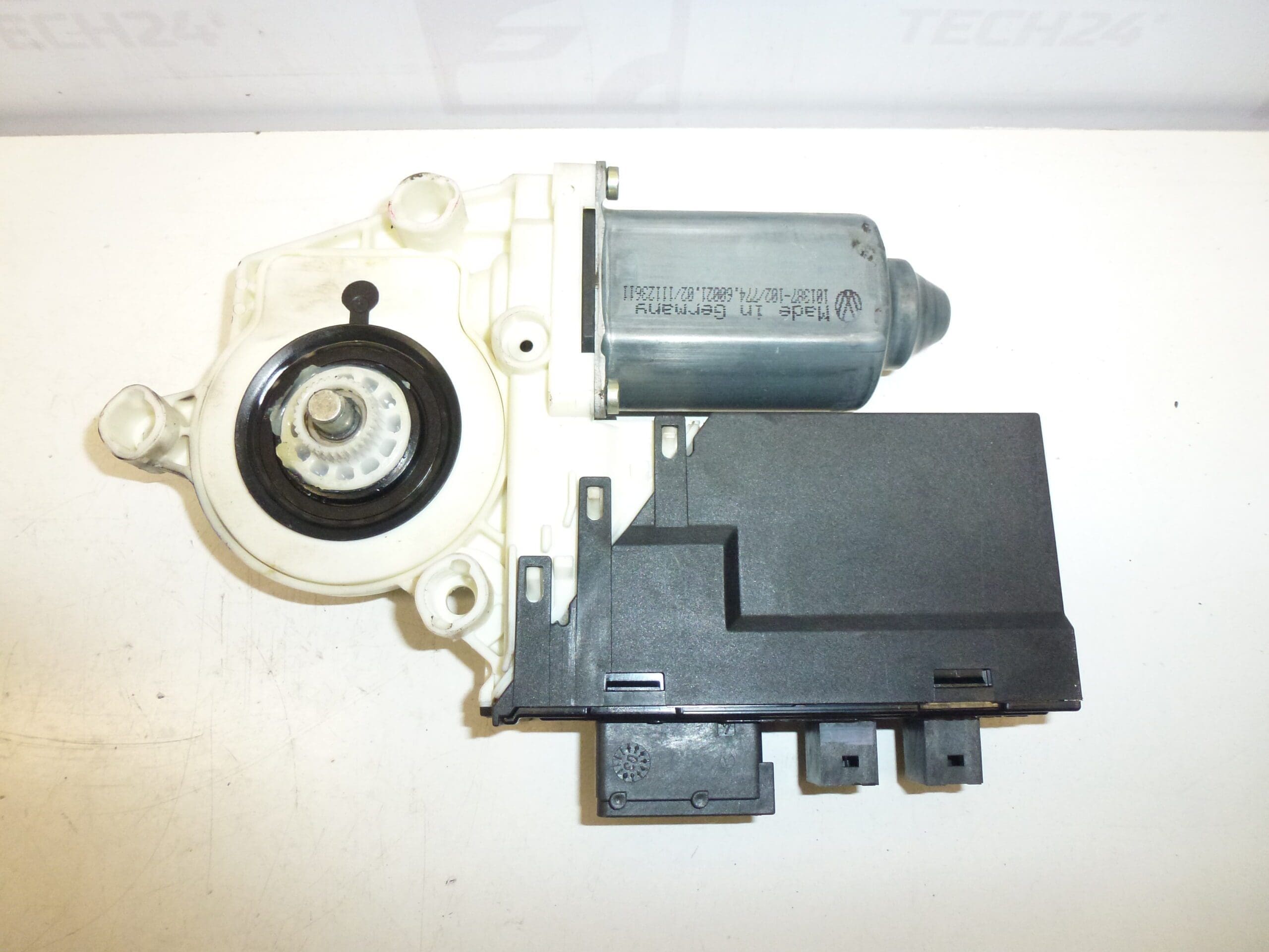 Moteur de lève-vitre avant droit Citroën C5 9648485280 9222P4