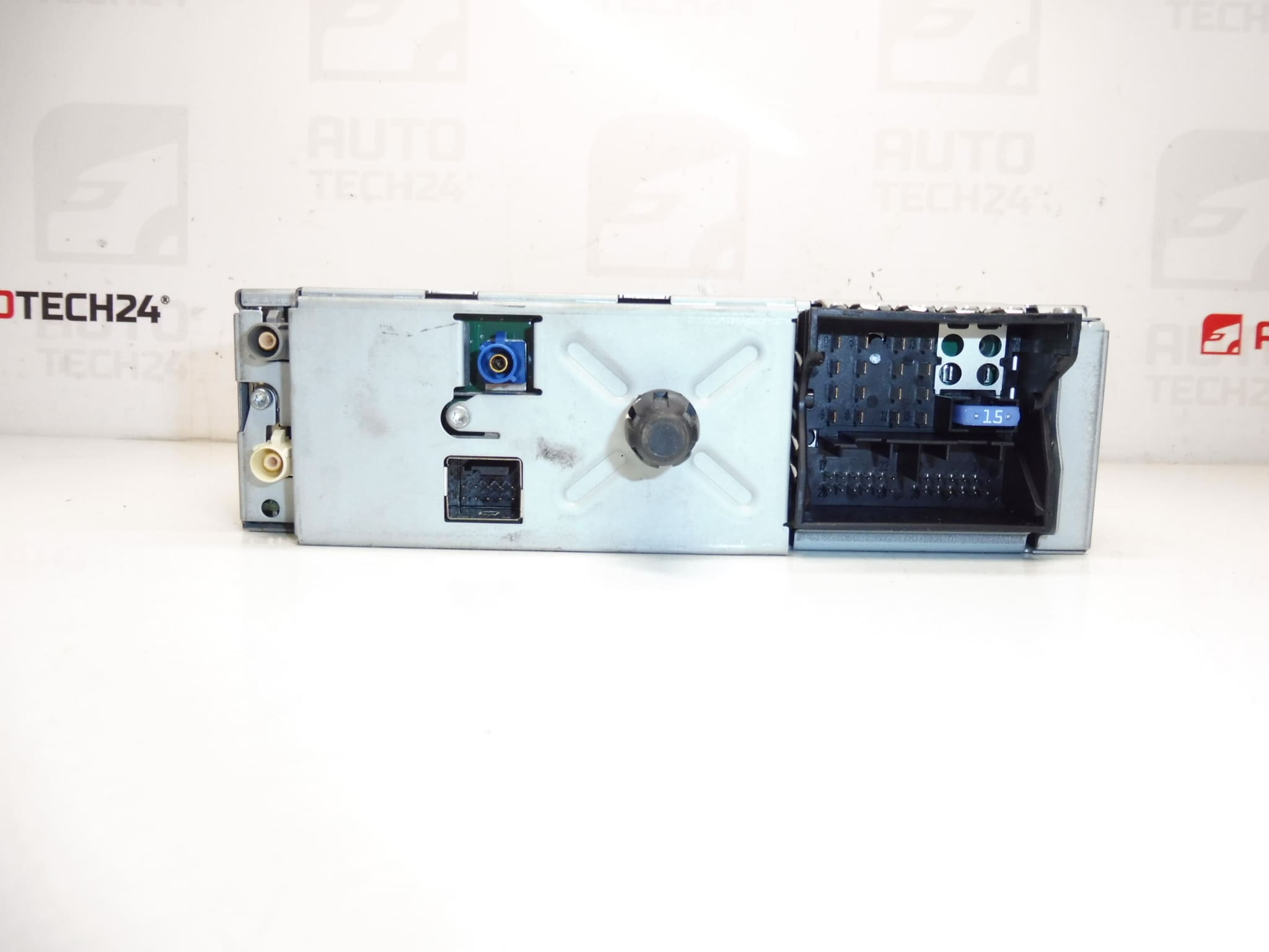 Autoradio RNEG Citroën/Peugeot 96751718XT 16095136XT 6579X6 – Image 2