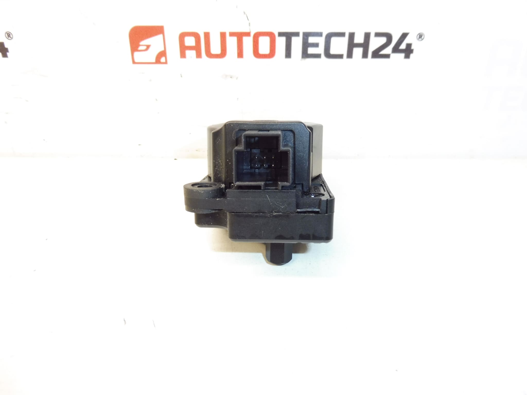 Servomoteur de chauffage Citroën/Peugeot BEHR EAD511 B8036 U14 – Image 2