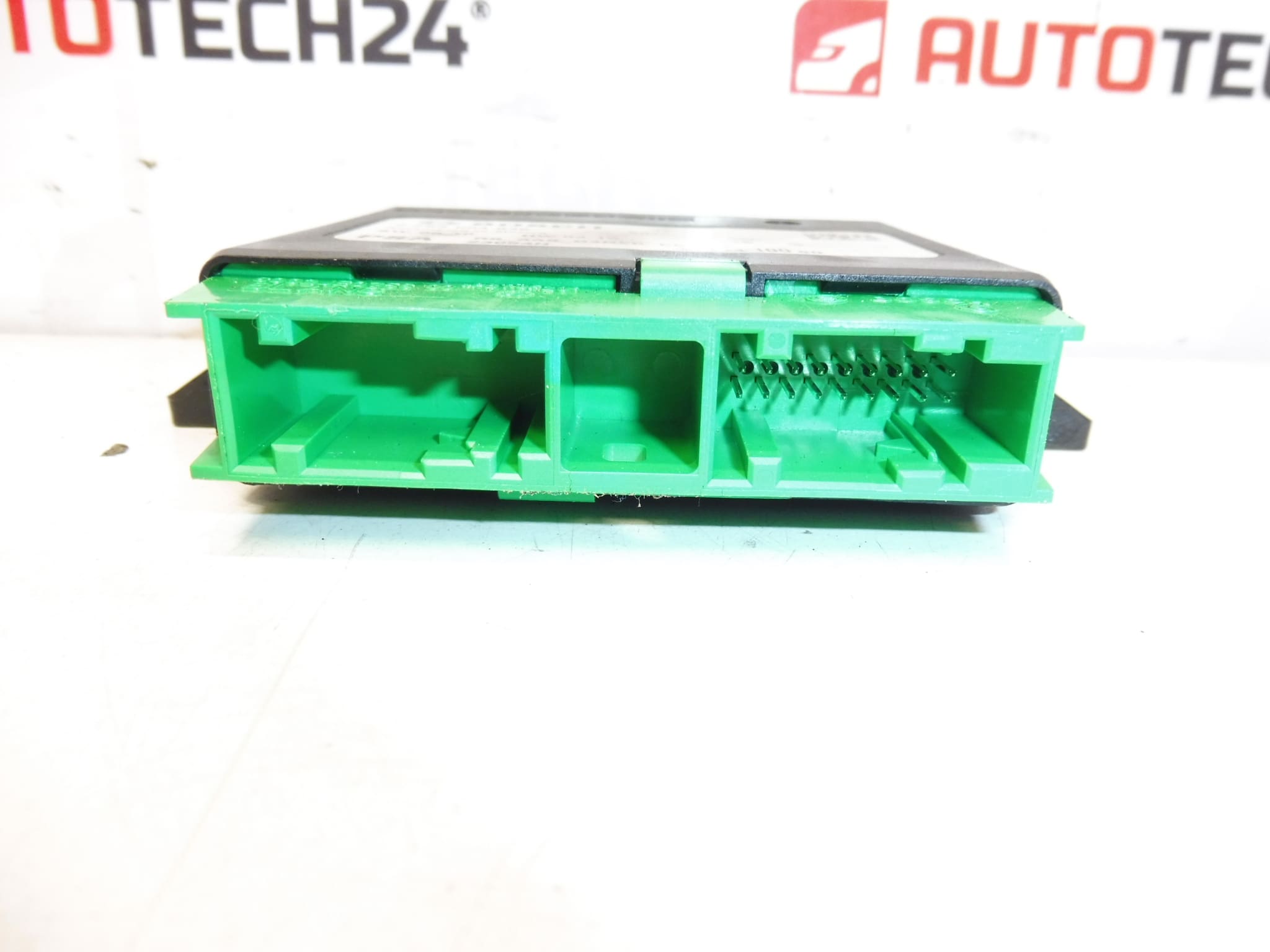 Unité de commande d'aide au stationnement d'occasion pour Citroën / Peugeot 0263004545 9800410080 – Image 2