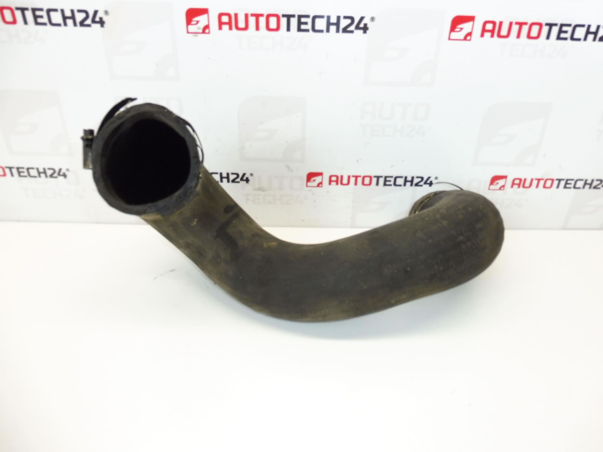 Durite turbo Citroën Peugeot 2.0 HDI 0382AT