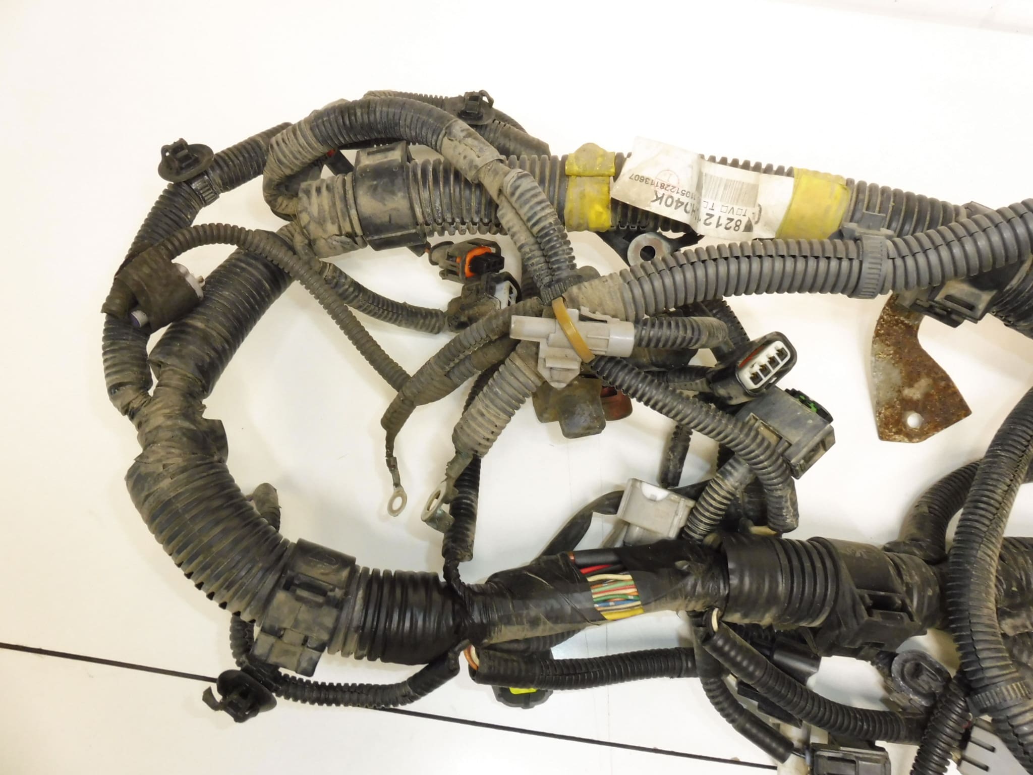 Faisceau Citroën Peugeot 1.0 KR automatique 821210H040