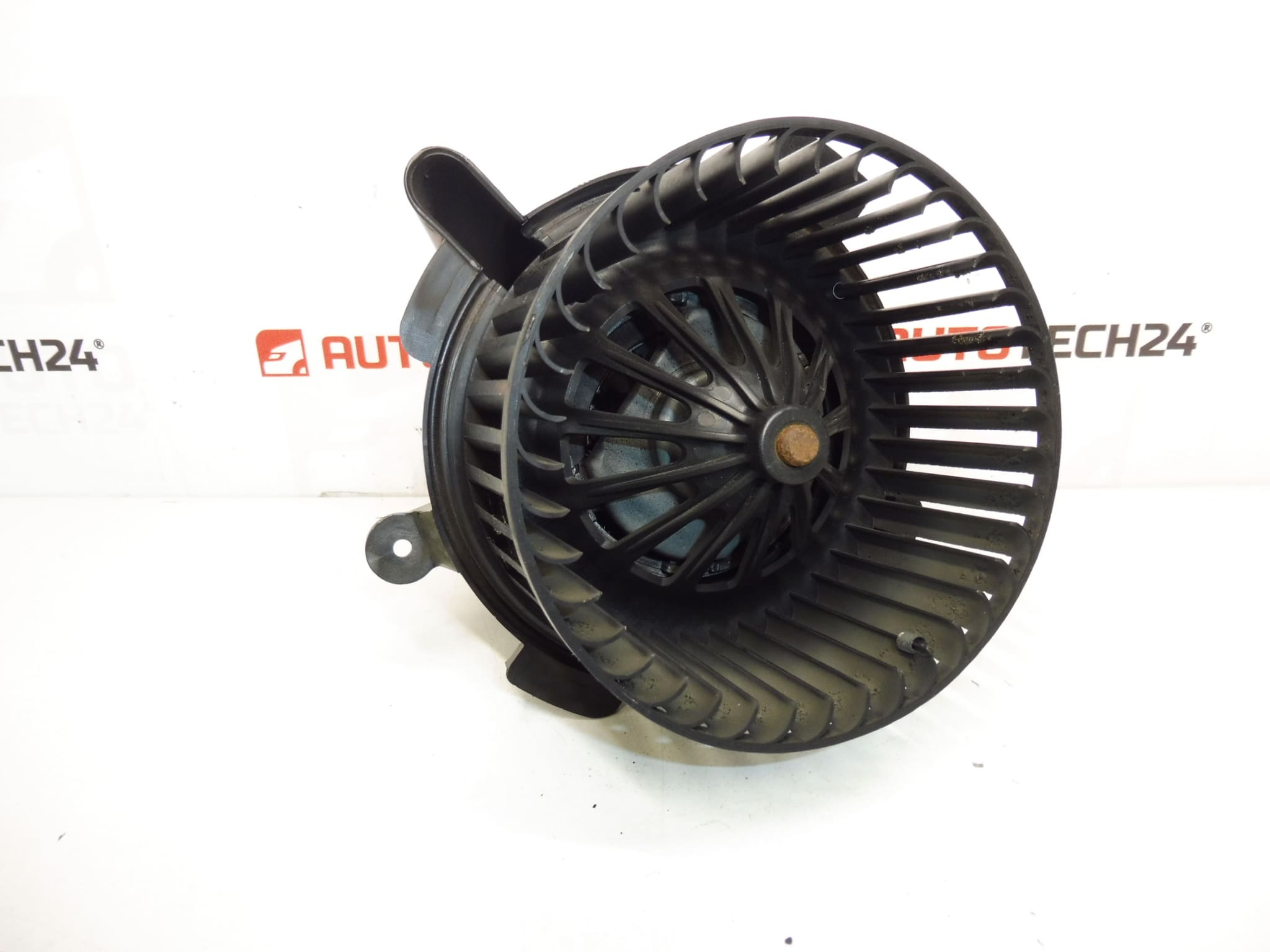 Ventilateur de chauffage BEHR Citroën C4 Peugeot 307 II B9506 6441Y7