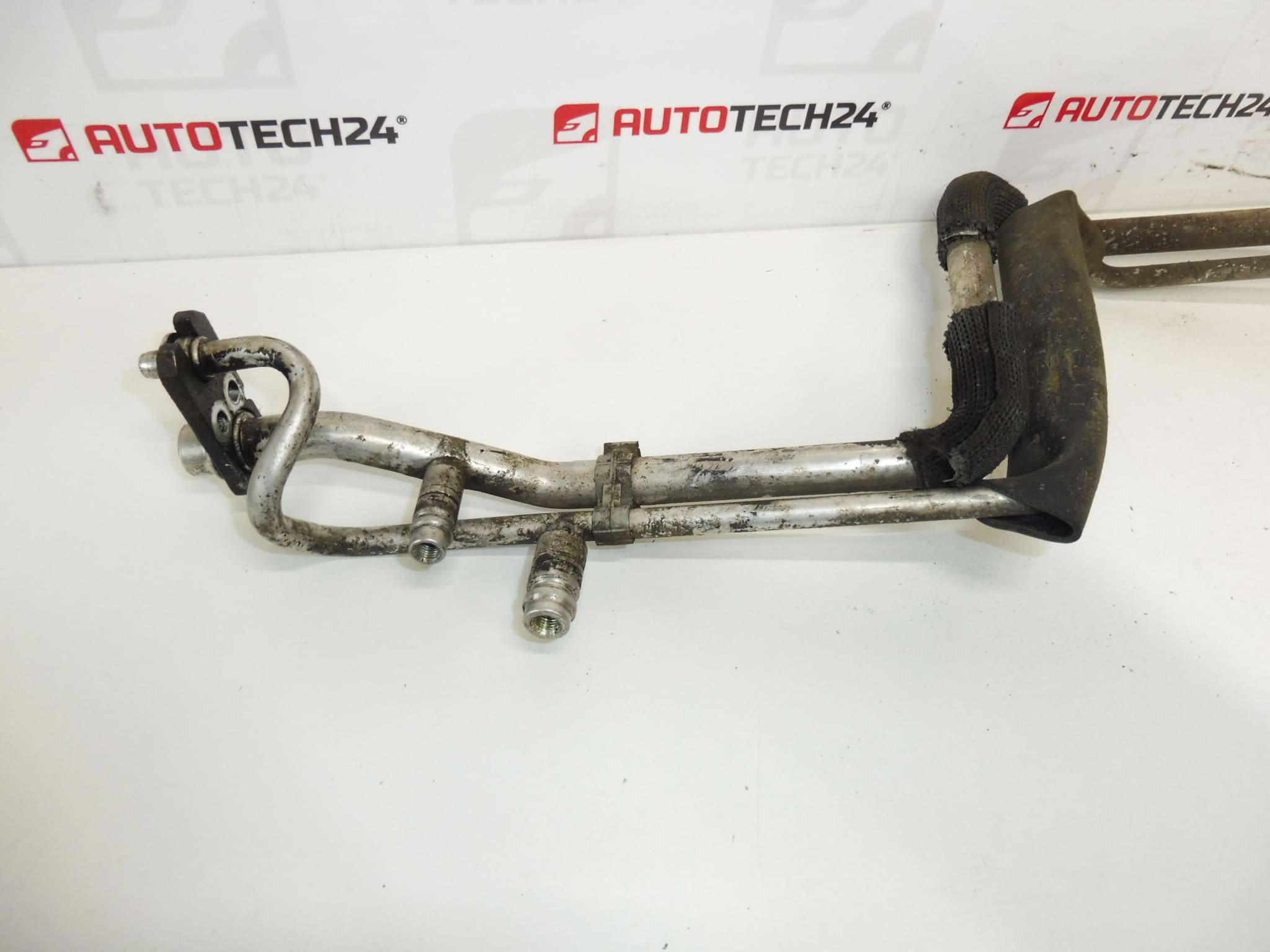 Tuyau de climatisation Citroën Berlingo II 6460CY