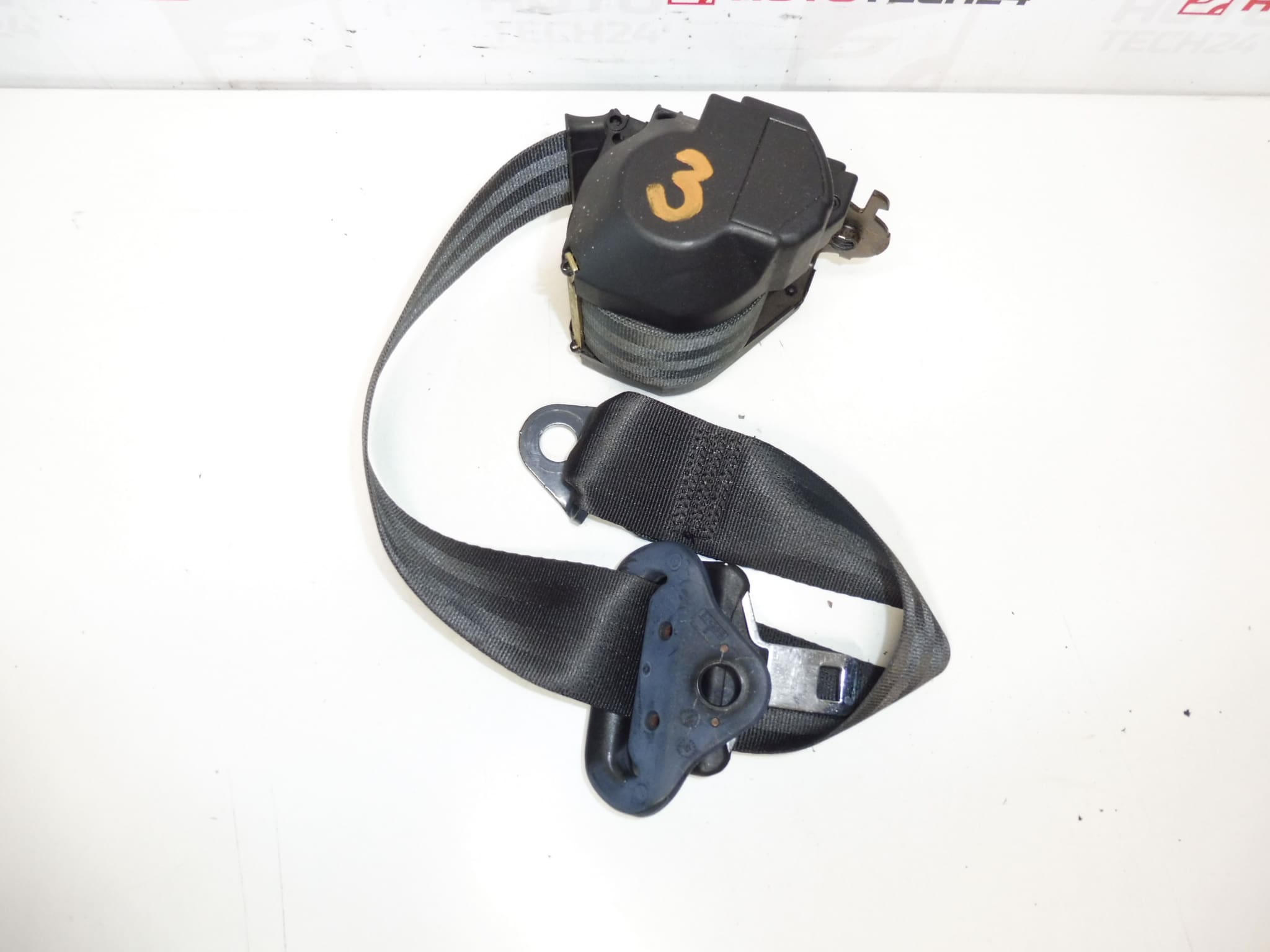 Ceinture de sécurité arrière gauche Citroën C3 96408574XX 8973TX