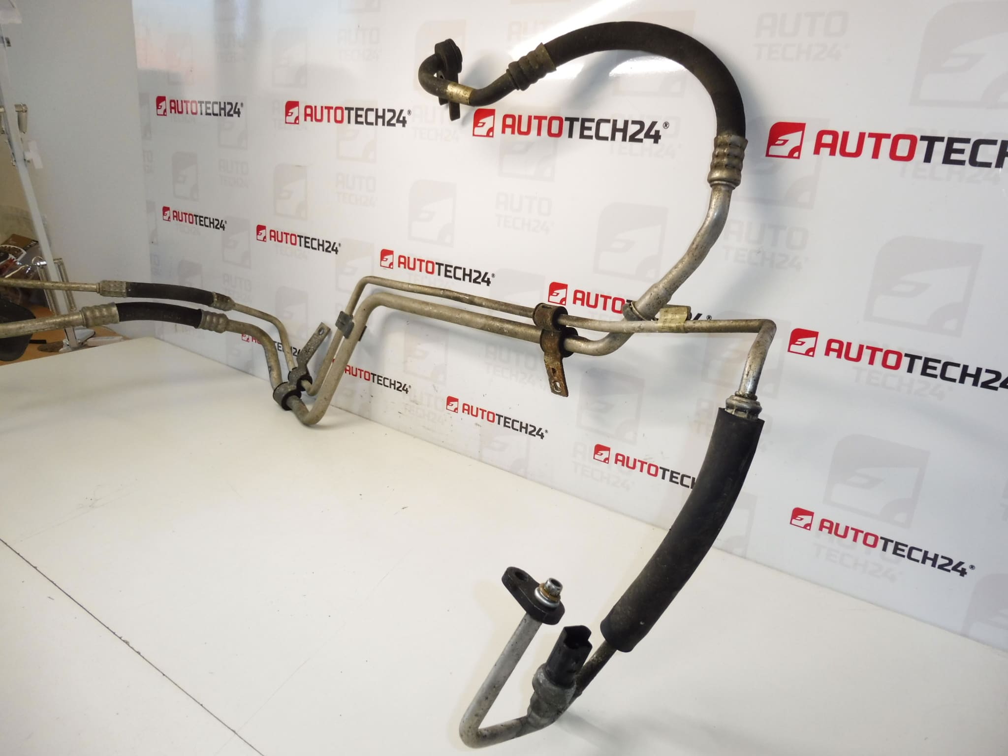 Tuyau de climatisation Peugeot 206 9642278480 6460KC 9636479180 646046