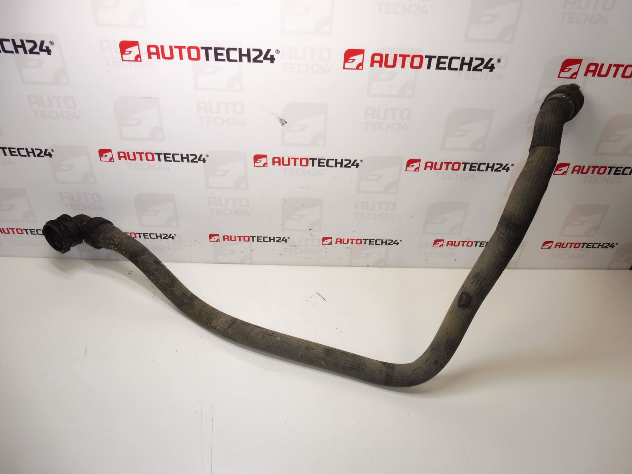 Durite d'eau 1.5 HDI Citroën Peugeot 9812441980