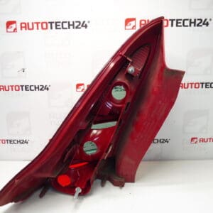 Lumière arrière droite Citroën C4 3 portes 9646801677 6351T6