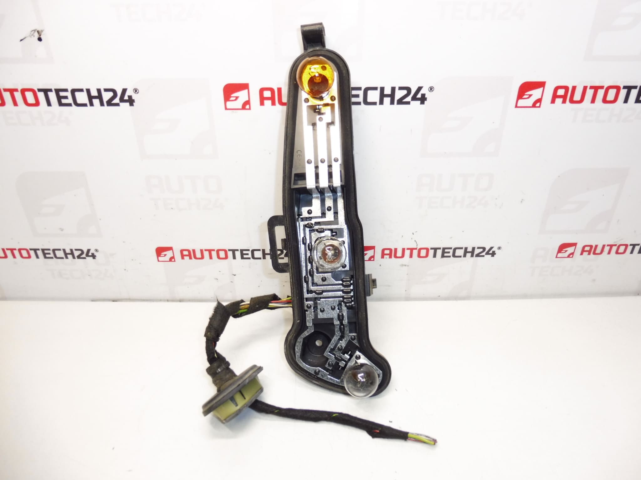 Citroën C4 3 portes 3 portes 9646801677 6351T6